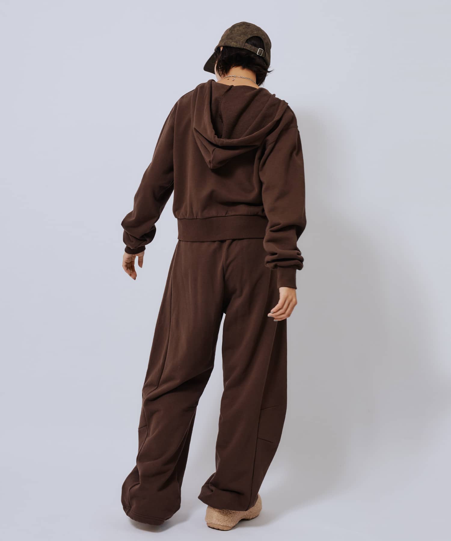 atmos pink Compact Zip Up Hoodie BROWNの画像