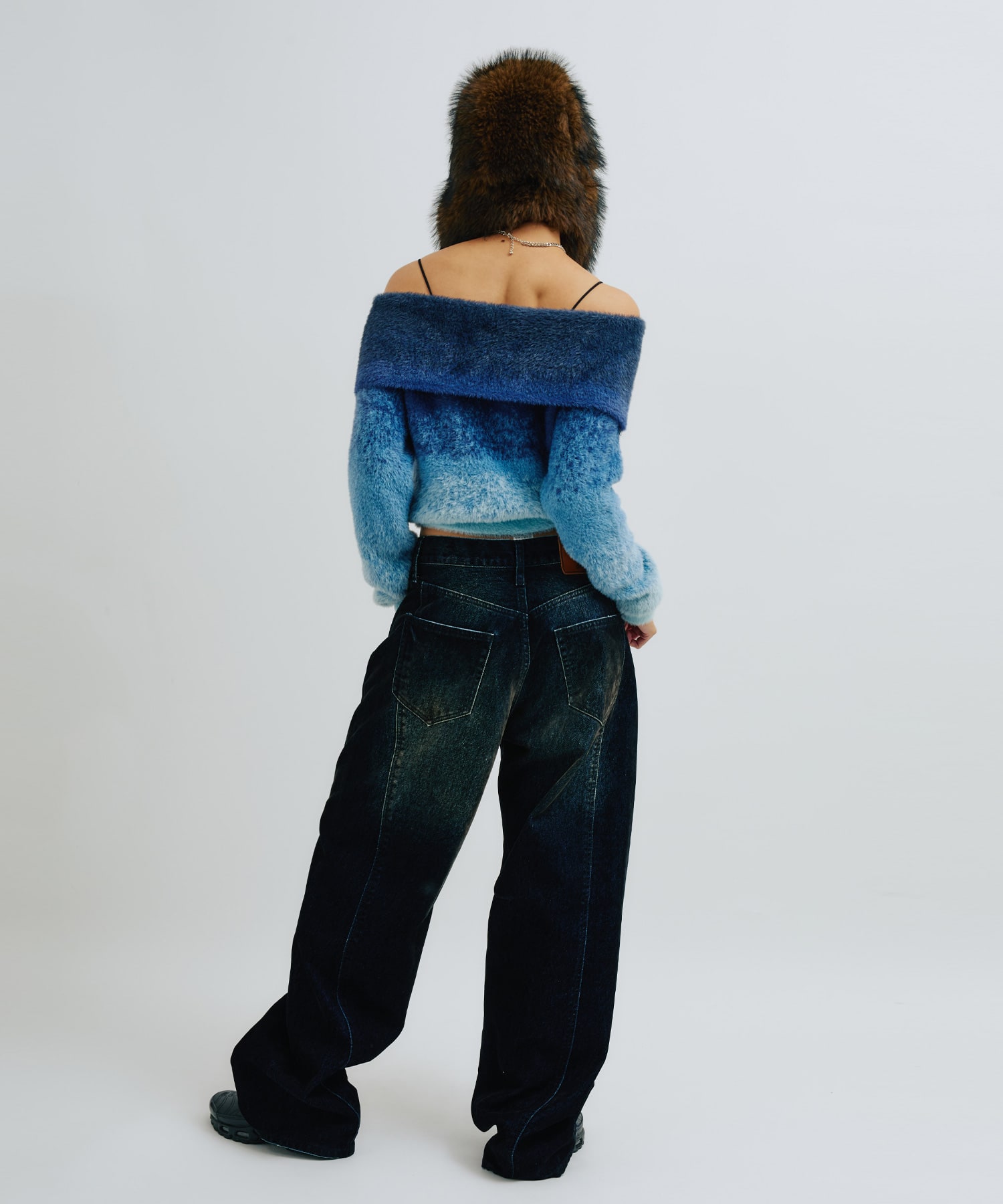 atmos pink Off Shoulder Knit Tops BLUEの画像