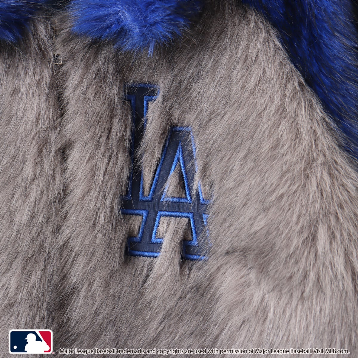 atmos pink MLB Faux Fur Blouson GRAYの画像