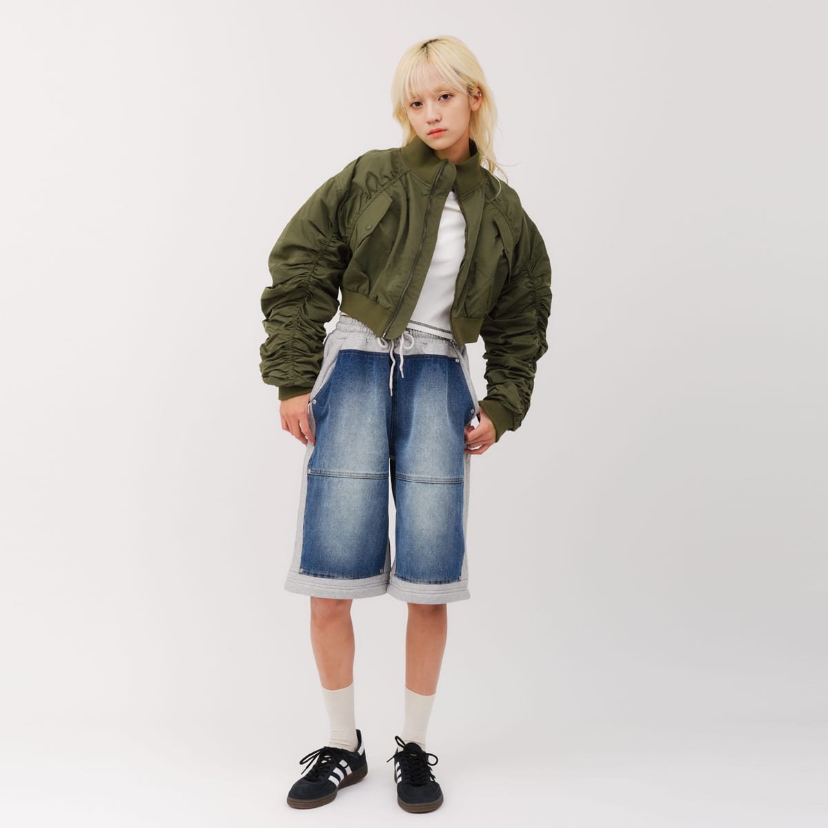 atmos pink Gather Military MA-1 KHAKIの画像