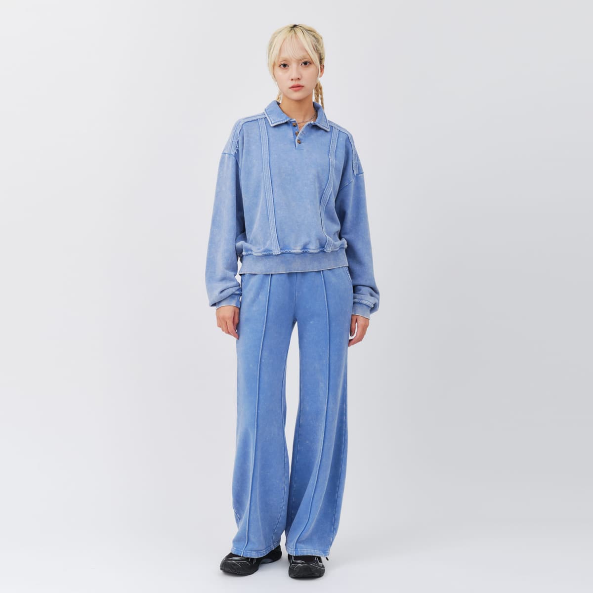 atmos pink Pigment Tapered Sweat Pants BLUEの画像