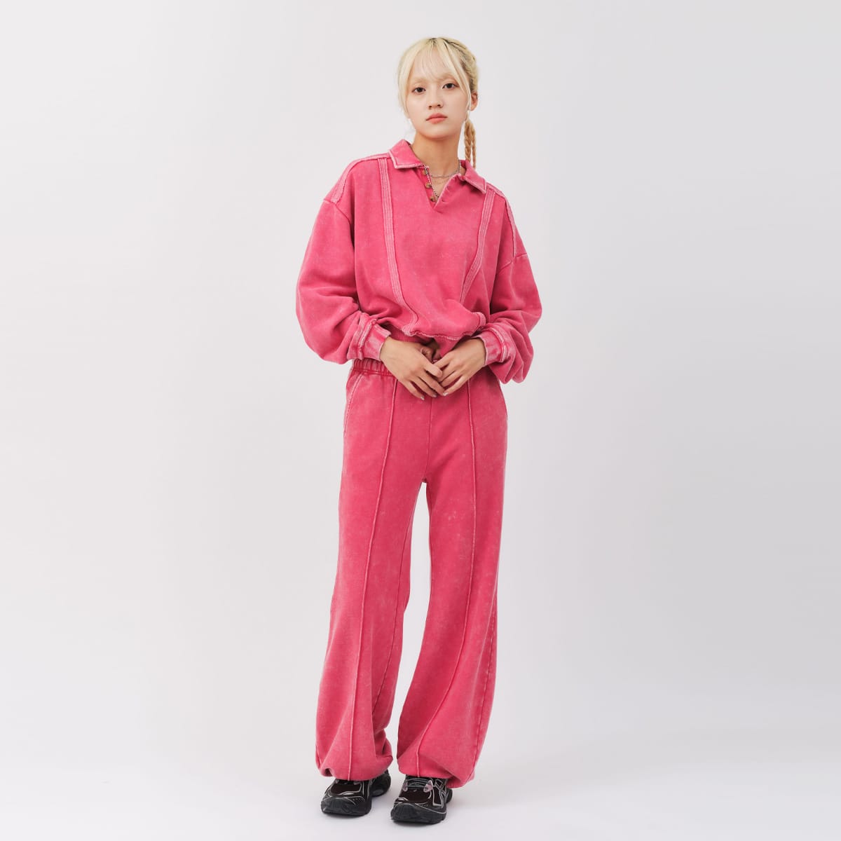 atmos pink Pigment Tapered Sweat Pants PINKの画像