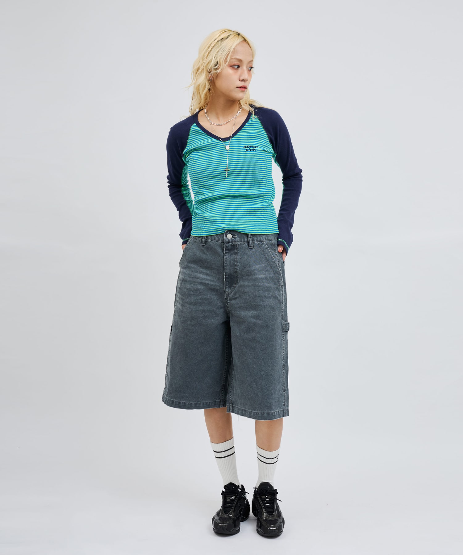 atmos pink Vintage Finish Half Pants GRAYの画像