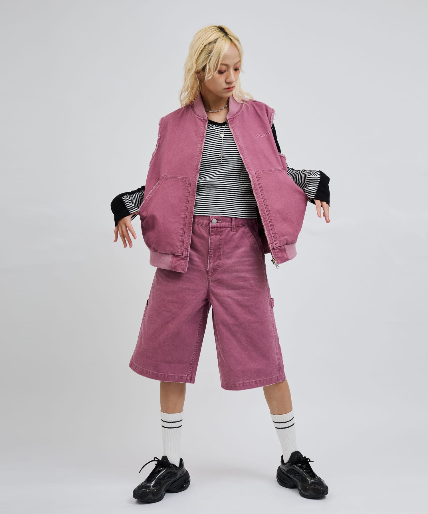 atmos pink Vintage Finish Vest PINKの画像