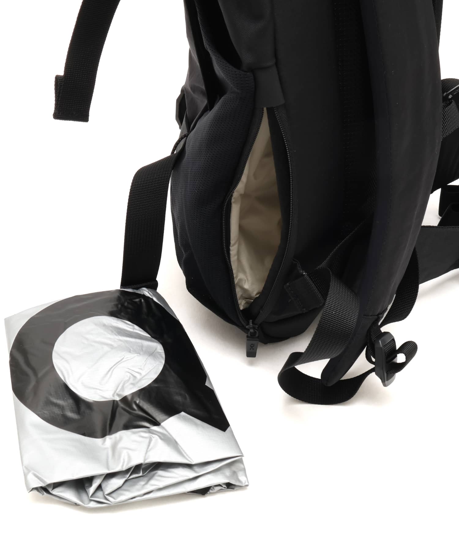 On Speed Pack 24L Elite BLACK | MAGNETの画像