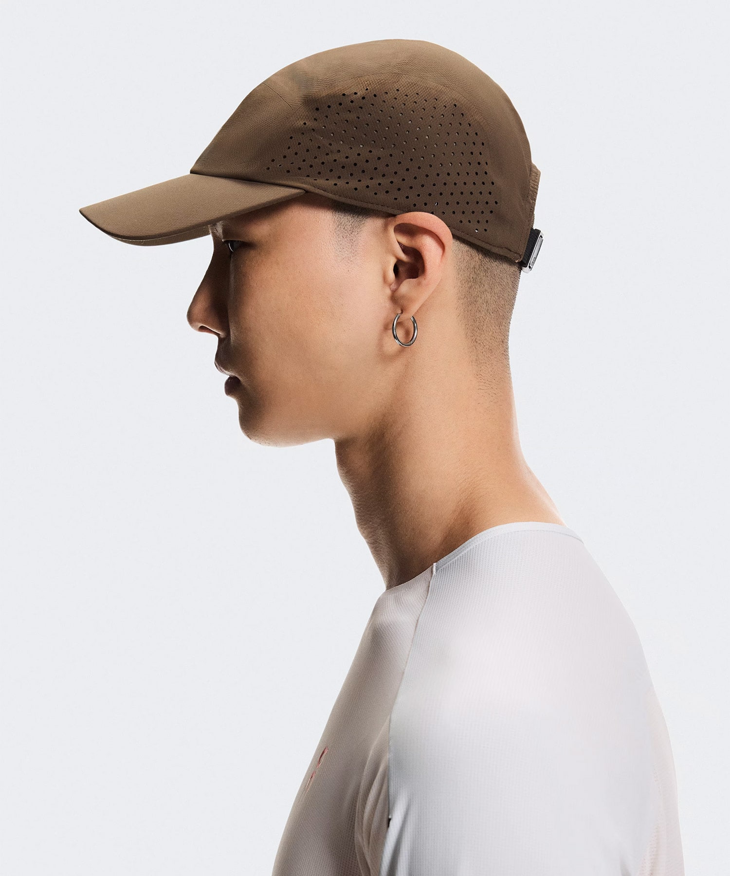 On Lightweight Cap 1 U Year of the Horse Grizzlyの画像