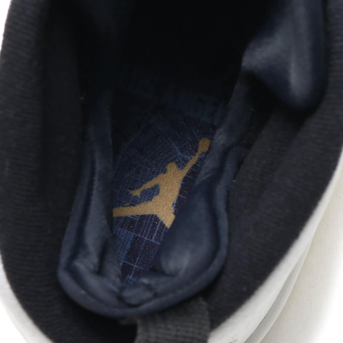 JORDAN BRAND AIR JORDAN 9 RETRO  BLACK/BLACK-SUMMIT WHITE-METALLIC GOLDの画像