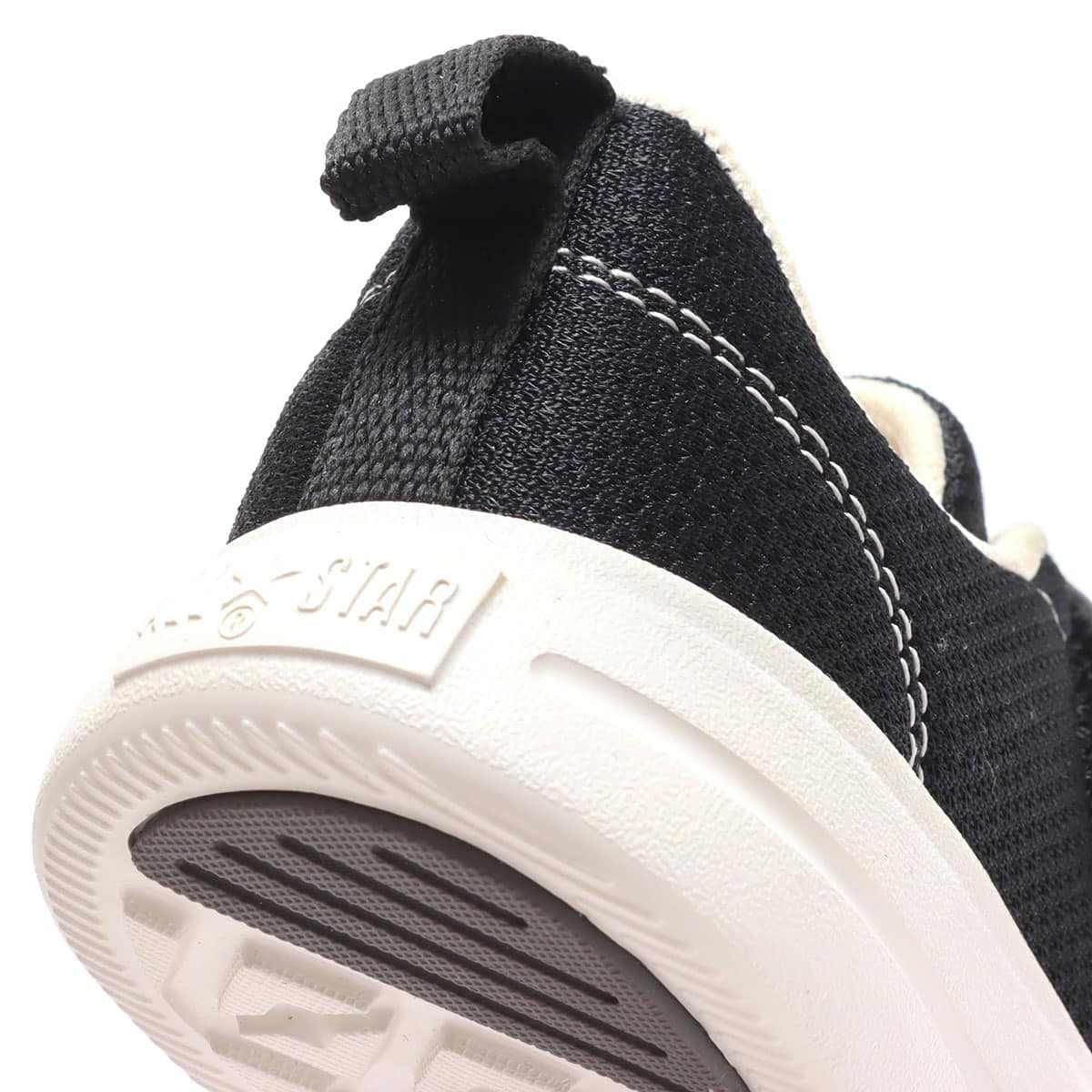 CONVERSE CHILD ALL STAR LIGHTACTIVE V-1 OX BLACK 22FW-Iの画像