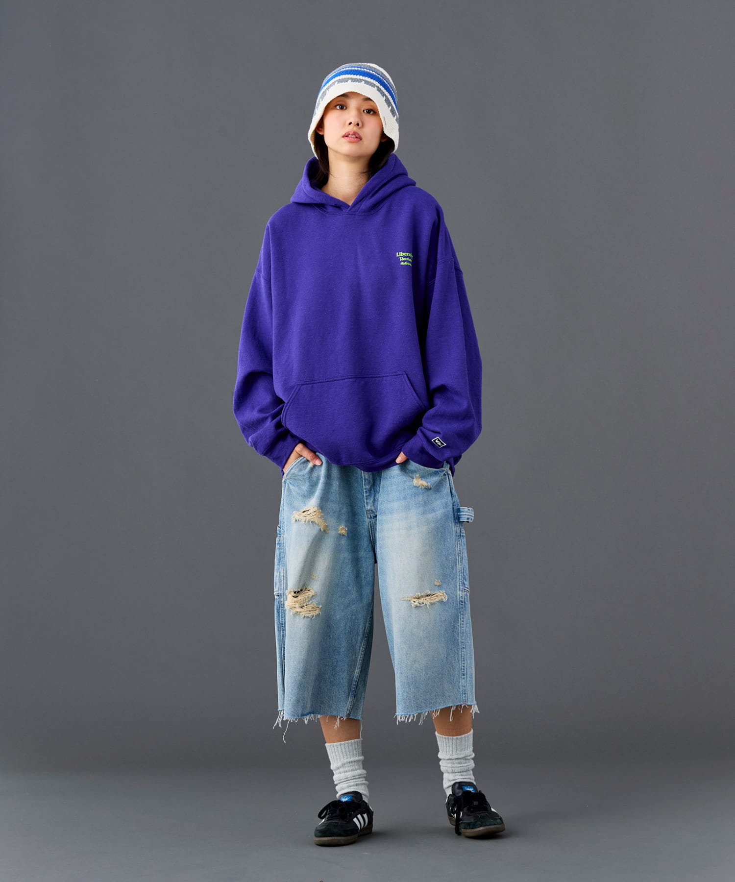 LIBERAIDERS DAMAGED DENIM BUGGY SHORTS BLUEの画像