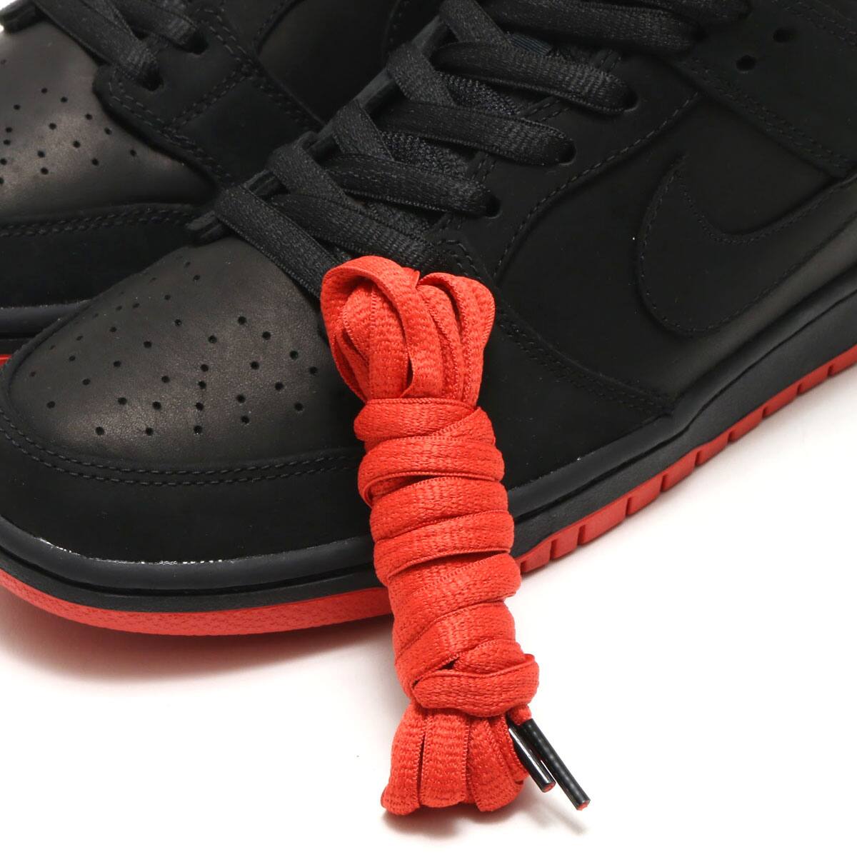 NIKE SB DUNK LOW TRD QS BLACK/BLACK-SIENNA