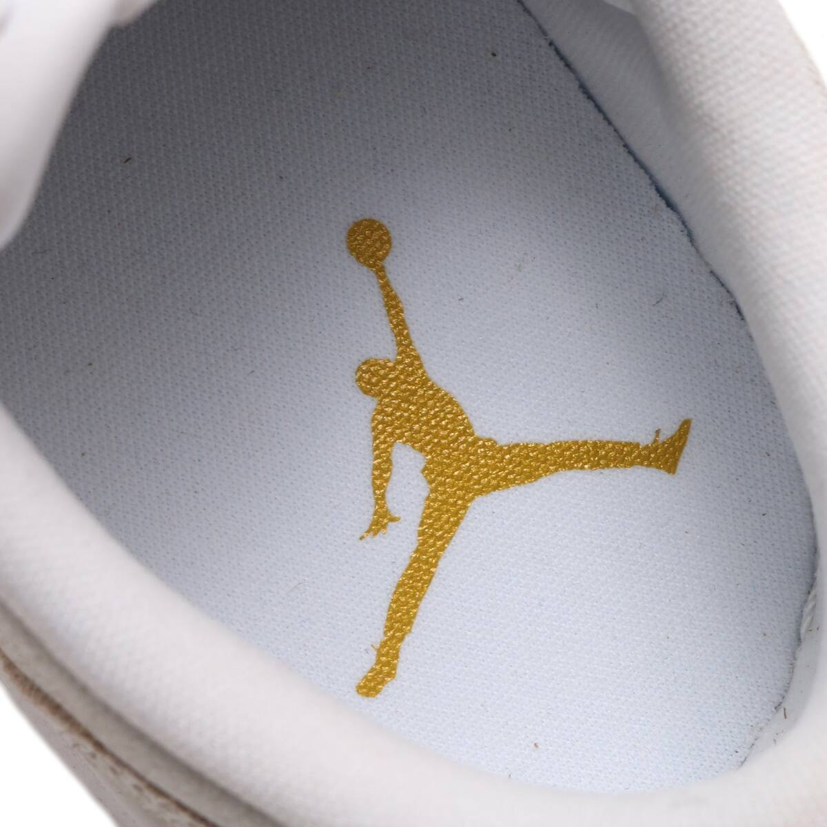 JORDAN BRAND WMNS AIR JORDAN 1 RETRO LOW NS  WHITE/METALLIC GOLD-WHITEの画像