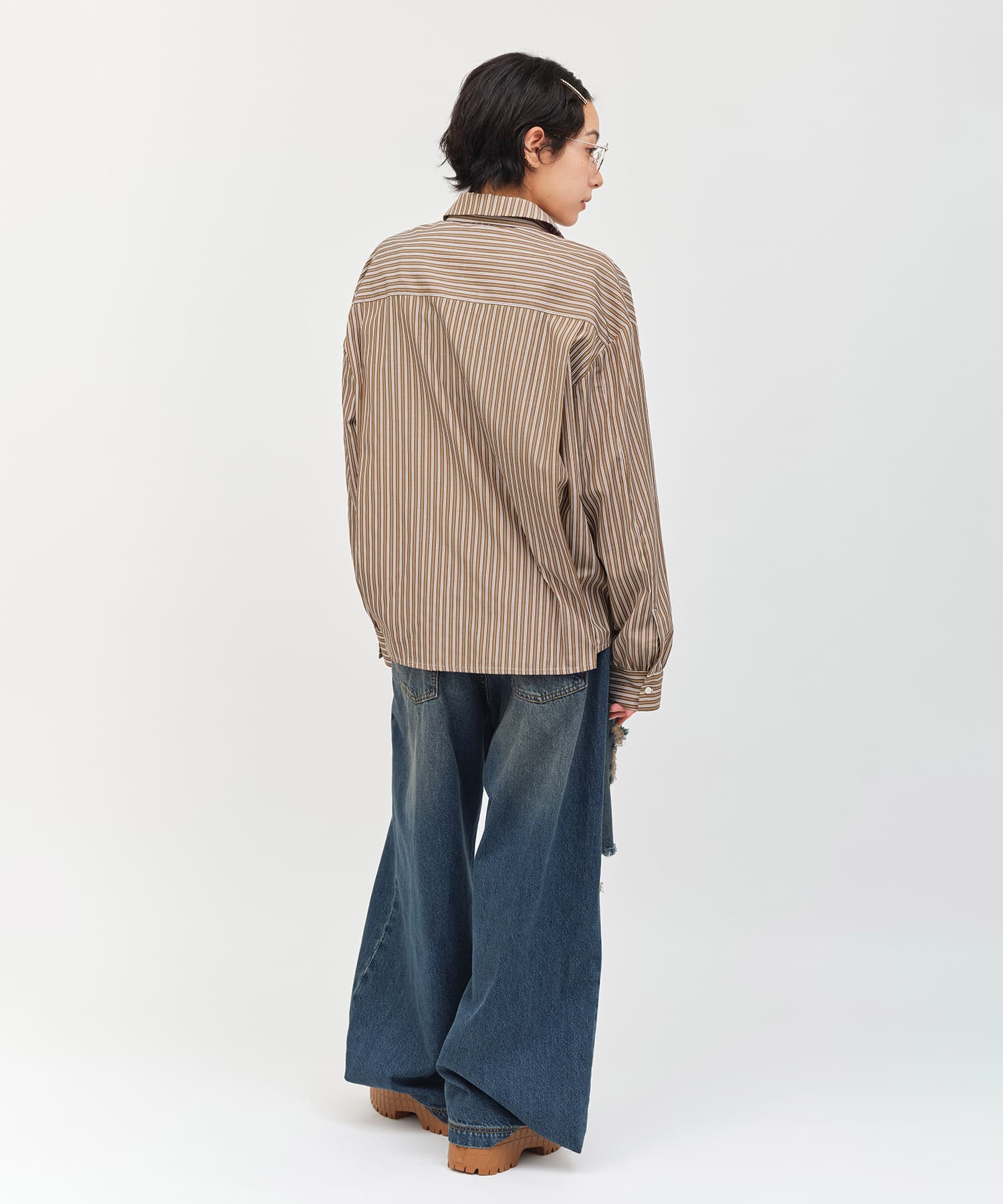 atmos pink Neck-Tie Stripe Shirt BROWNの画像