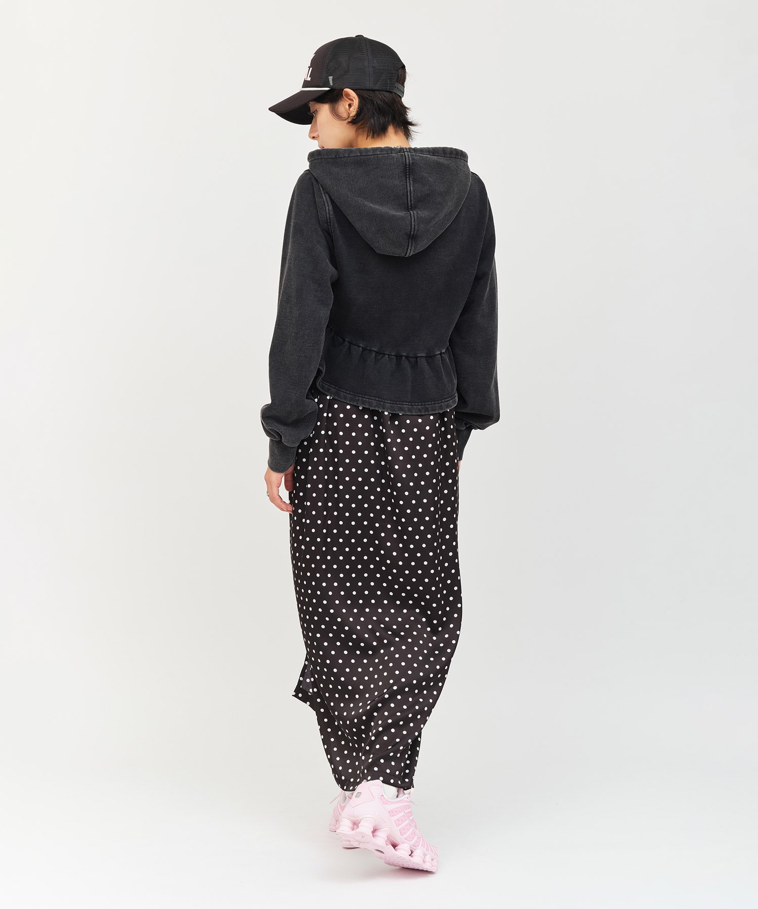 atmos pink Peplum Zip Hoodie BLACKの画像