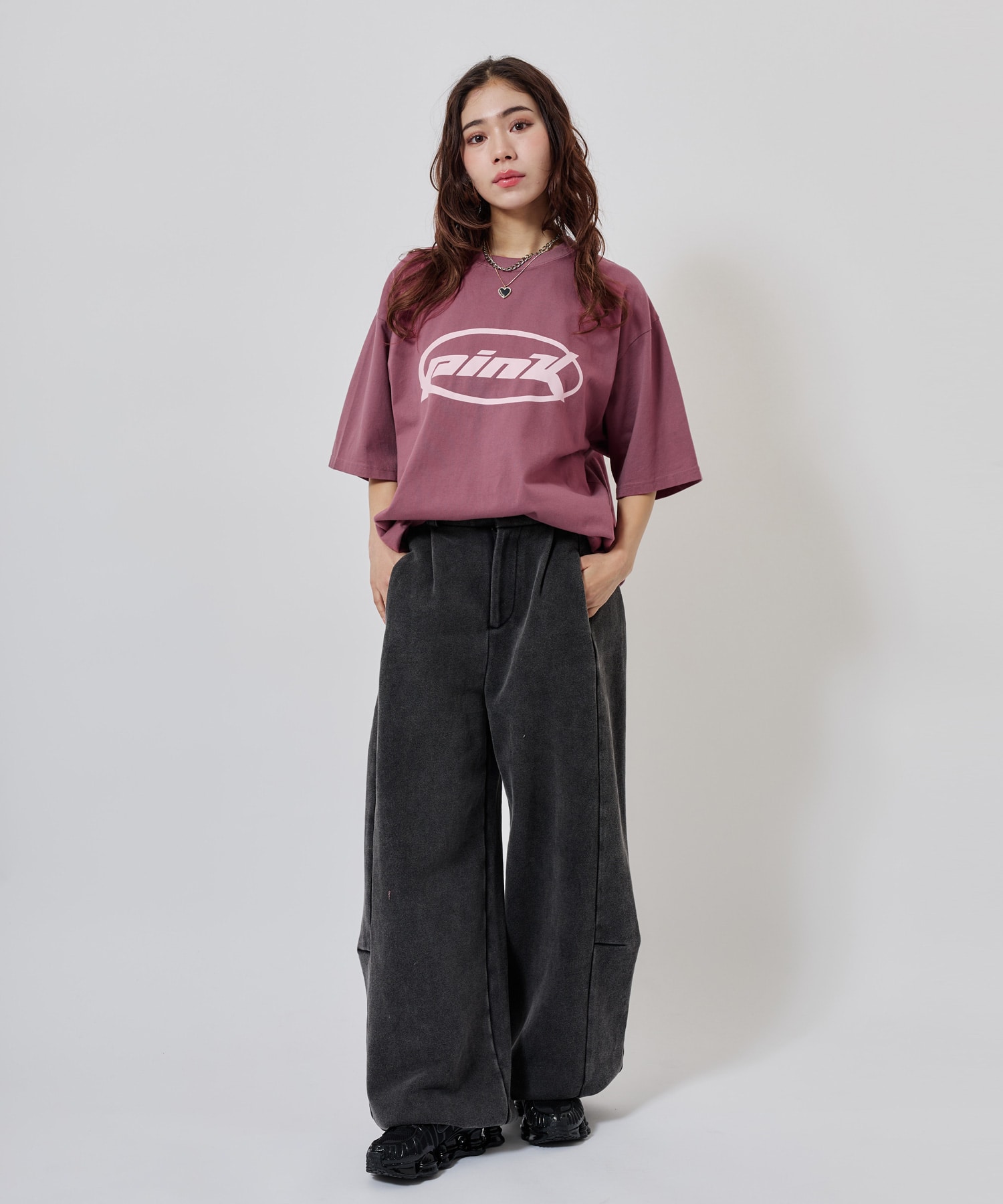 atmos pink Oval Logo T-shirt PINKの画像