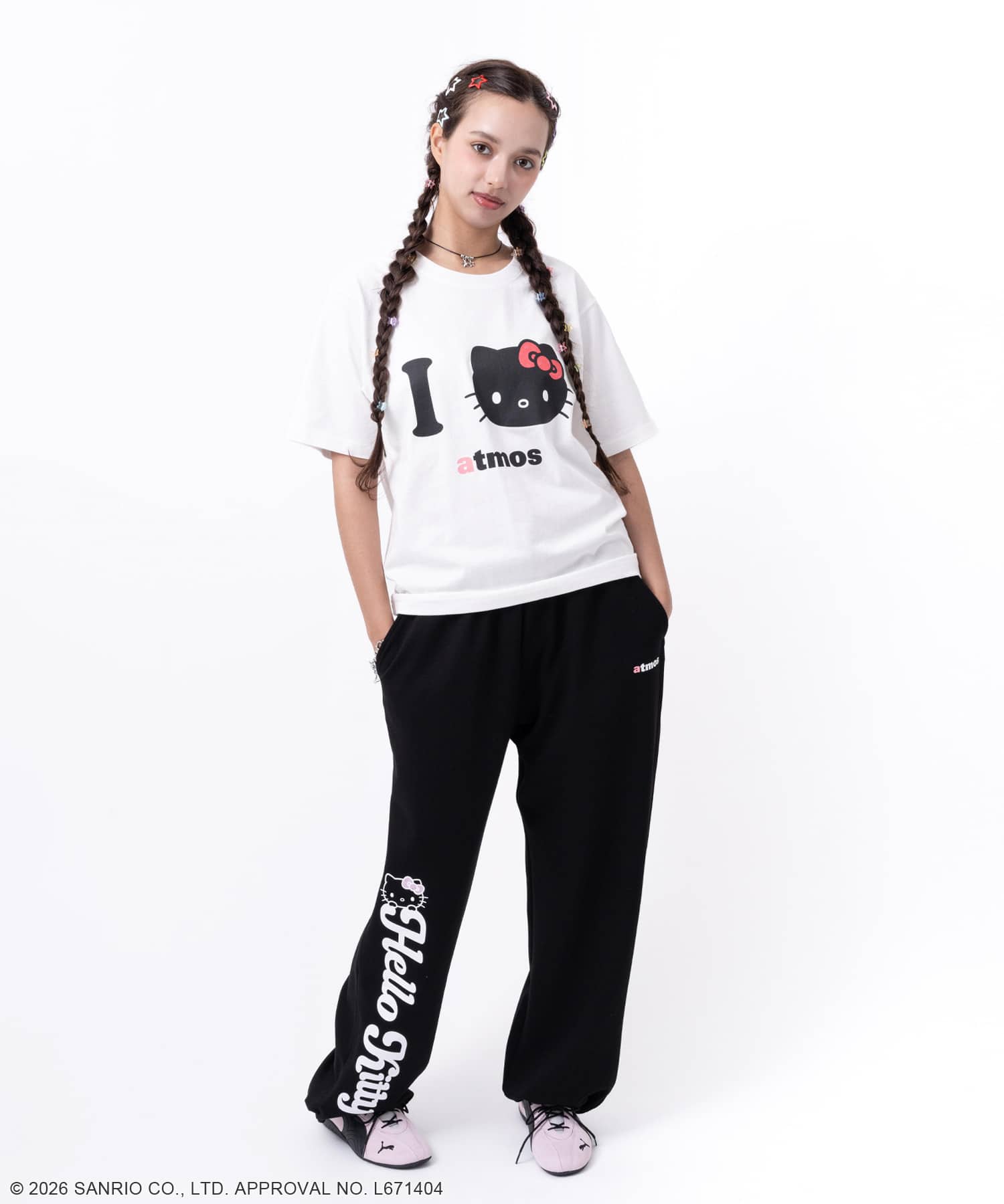atmos pink x HELLO KITTY Sweat Pants BLACKの画像