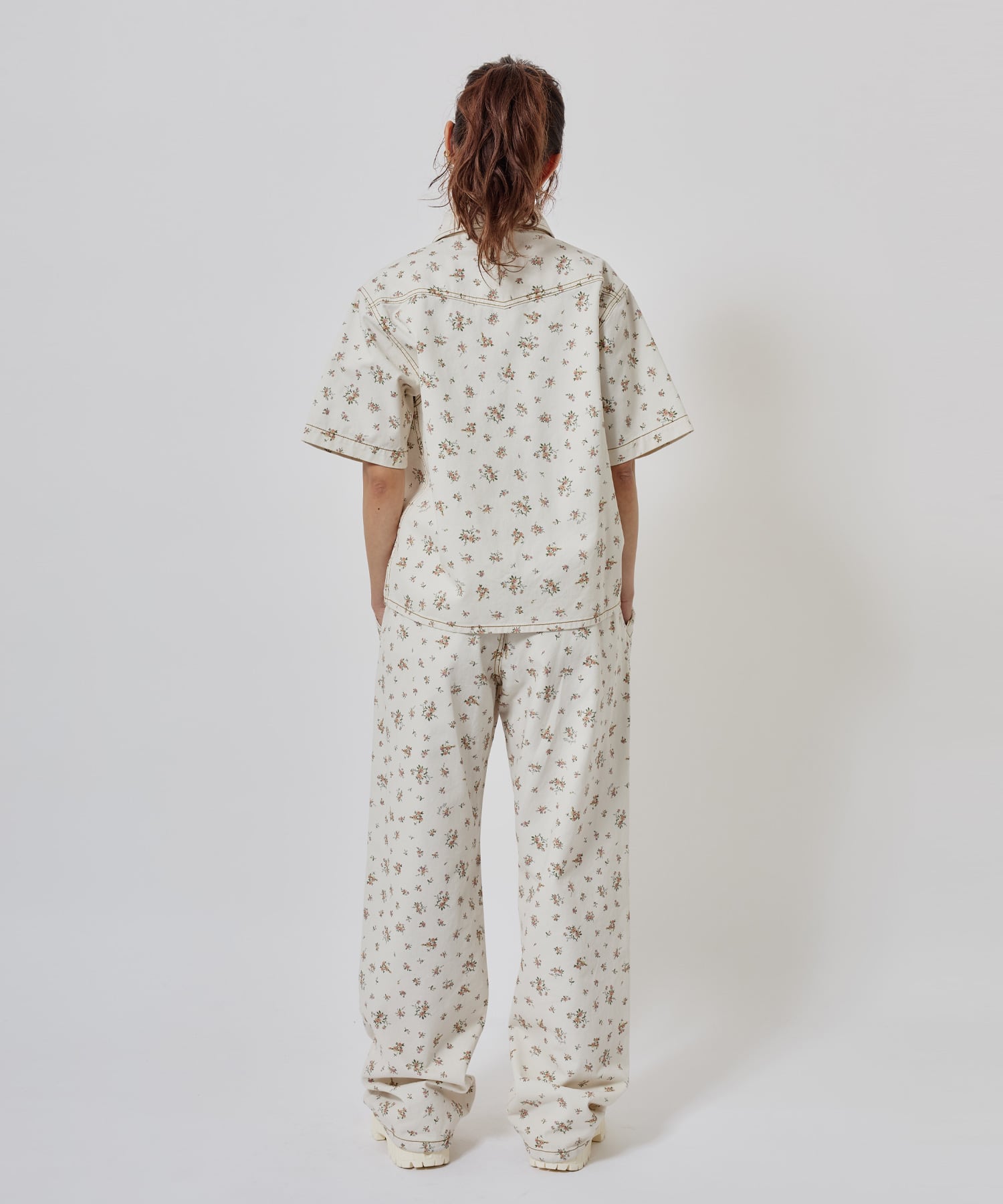 atmos pink Floral Work Shirt WHITEの画像