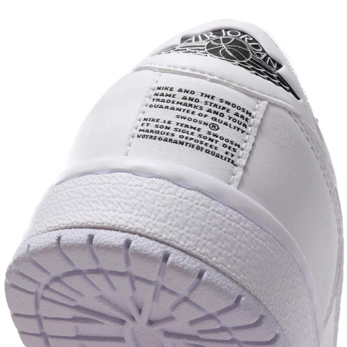 JORDAN BRAND WMNS AIR JORDAN 1 RET LOW SLIP WHITE/BLACK-WHITE 19FA-Sの画像