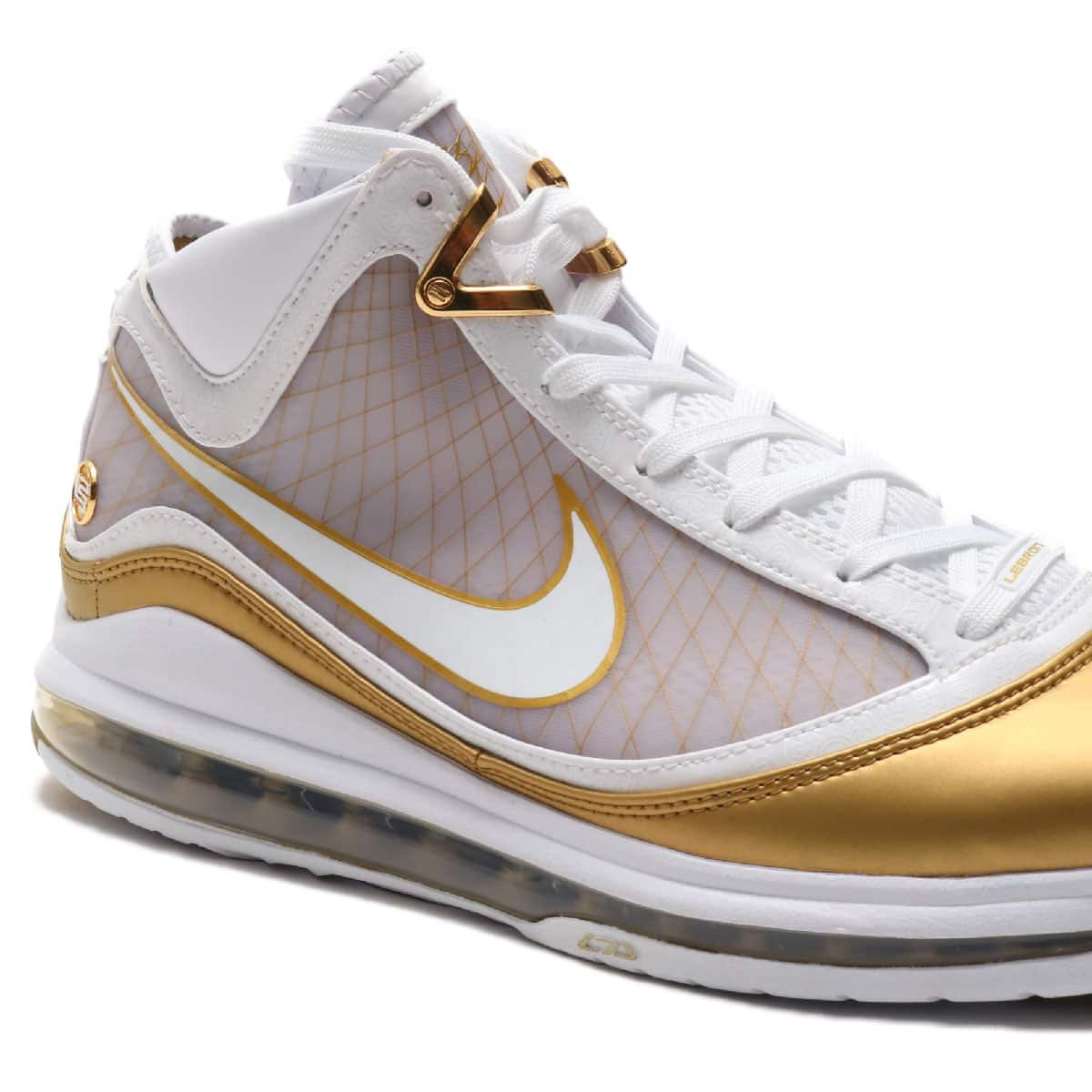 NIKE LEBRON VII QS WHITE/WHITE-METALLIC GOLD 20SP-S