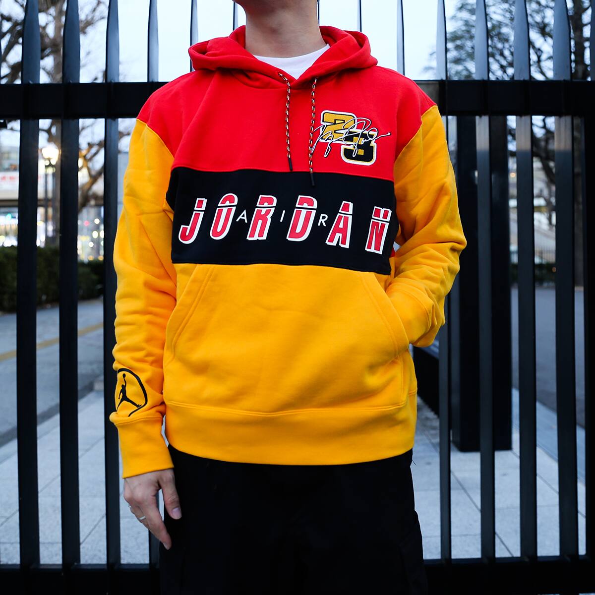 JORDAN BRAND AS M J SPRT DNA PO HOODIE CHILE RED/UNIVERSITY GOLD/BLACK/BLACK 21SP-Iの画像