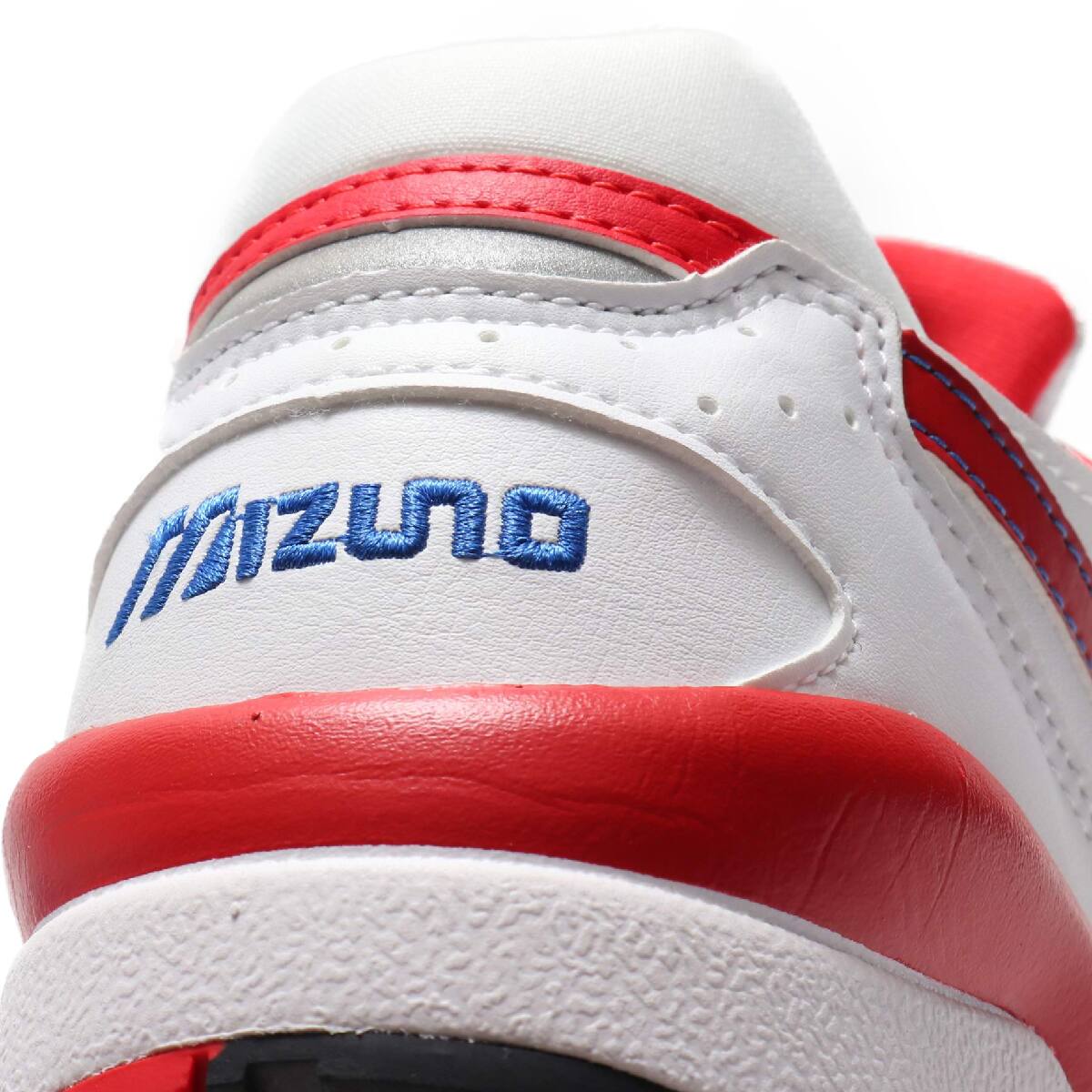 mizuno tokyo red