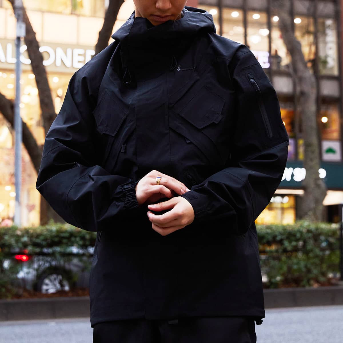 卸直営店（お得な特別割引価格） NOCTA NIKE gore-tex jacket