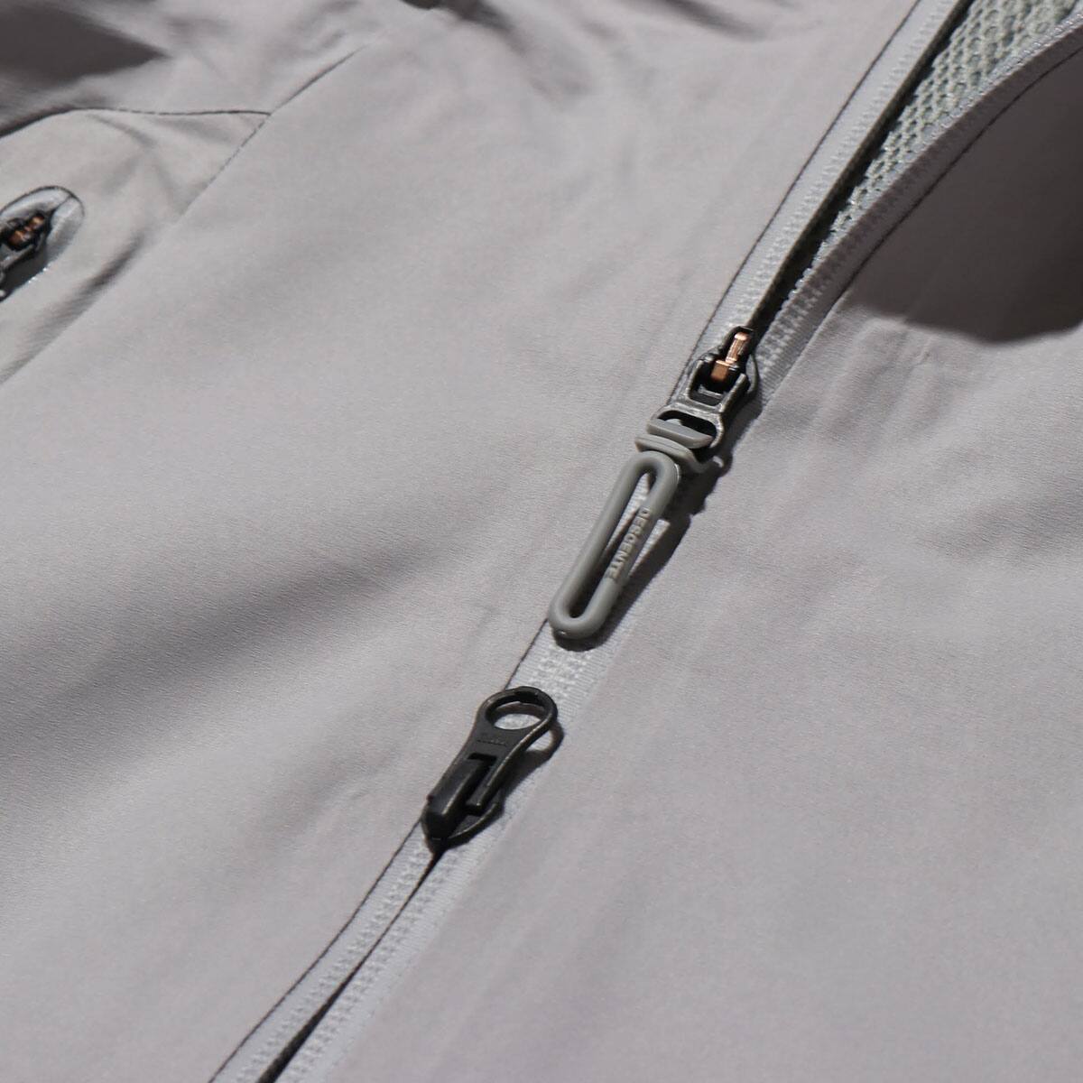 DESCENTE ALLTERRAIN ACTIVE SHELL JACKET FOG GRAY 18FA-I
