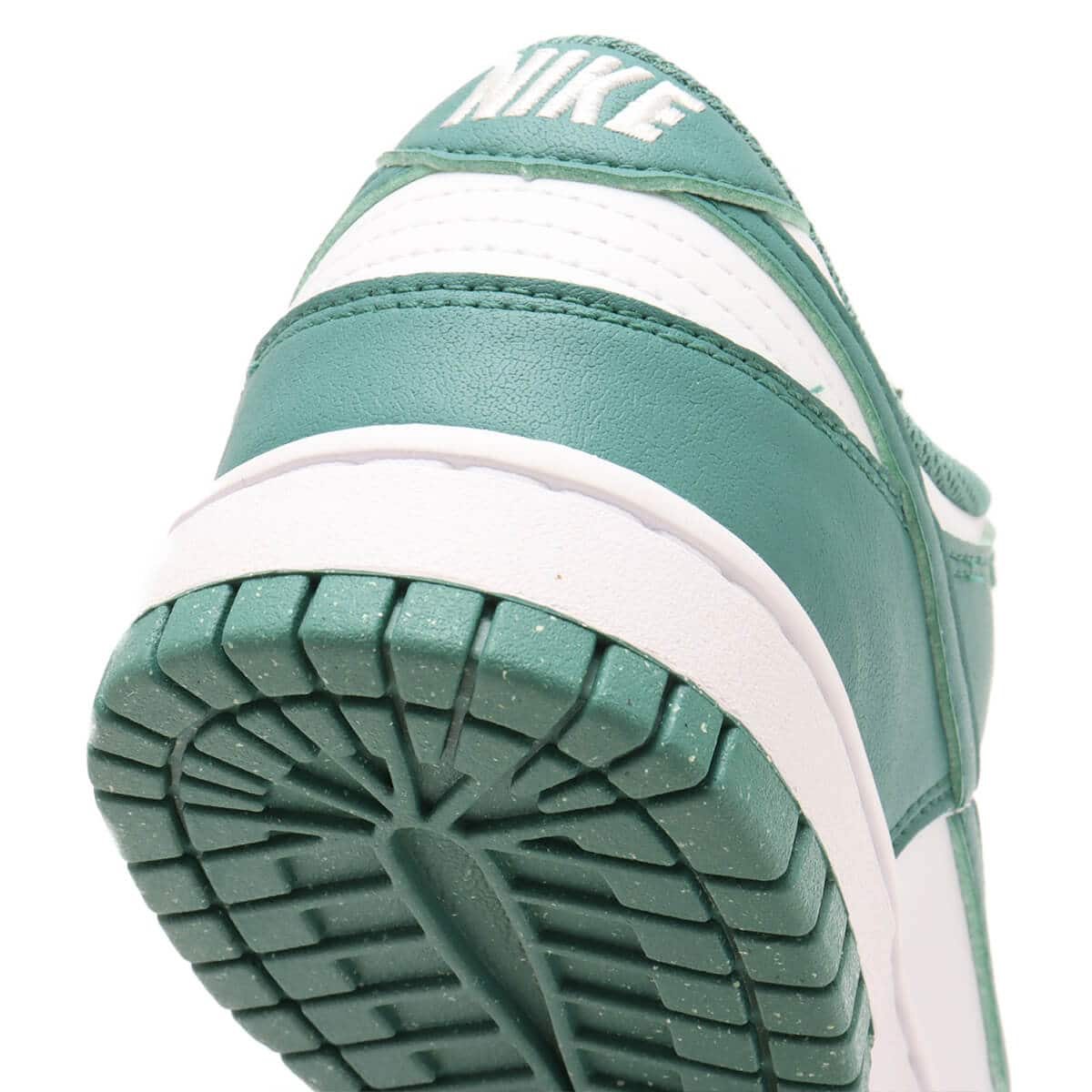 NIKE W DUNK LOW NEXT NATURE WHITE/BICOASTAL|atmos（アトモス） 公式オンラインストア