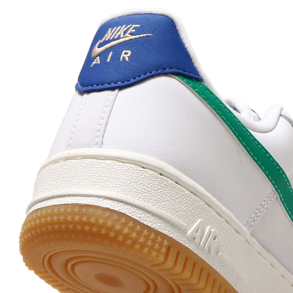 NIKE WMNS AIR FORCE 1 '07 WHITE/STADIUM GREEN-GAME ROYAL-SANDDRIFT 