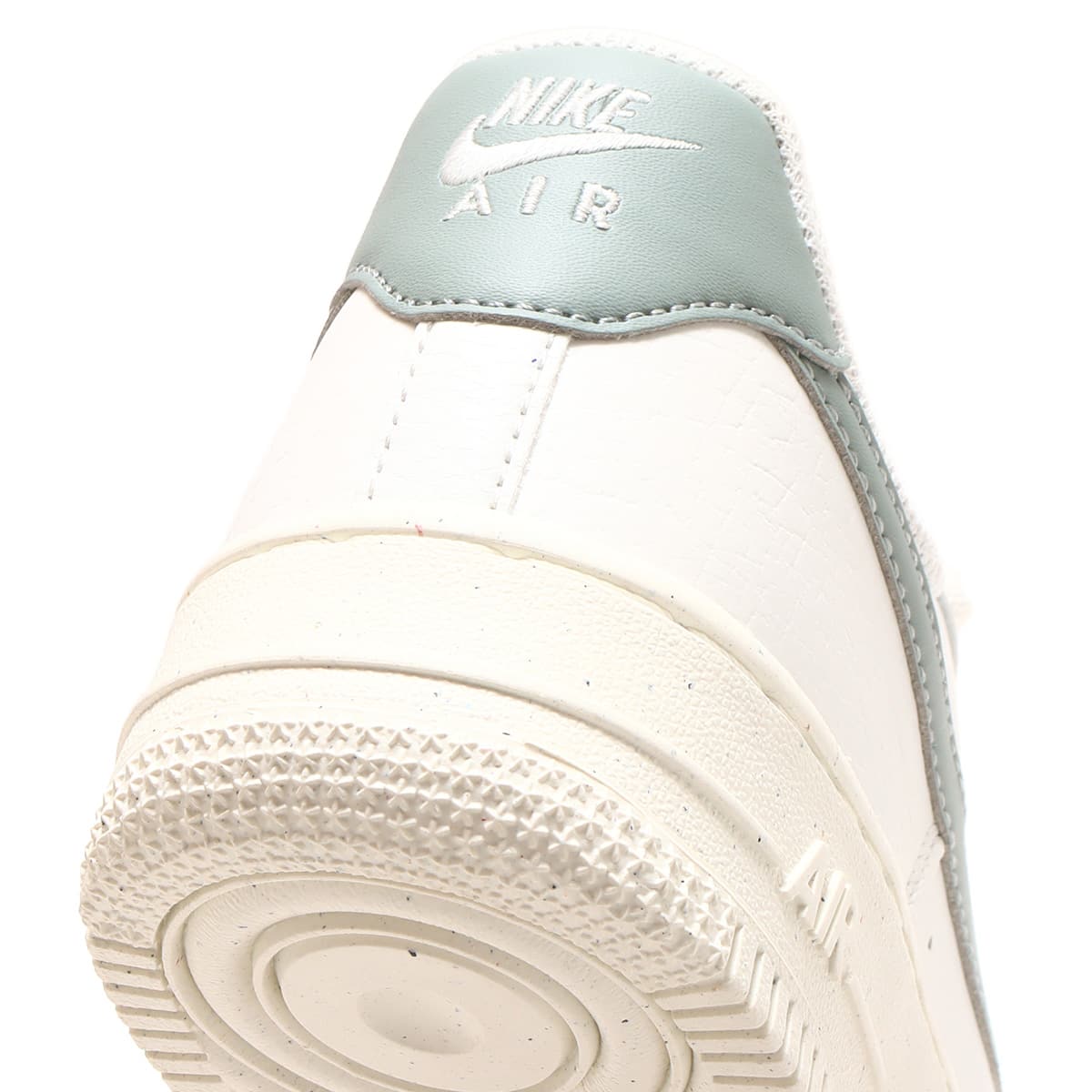 NIKE W AIR FORCE 1 '07 NEXT NATURE SUMMIT WHITE/MICA GREEN-SAIL 23SP-I