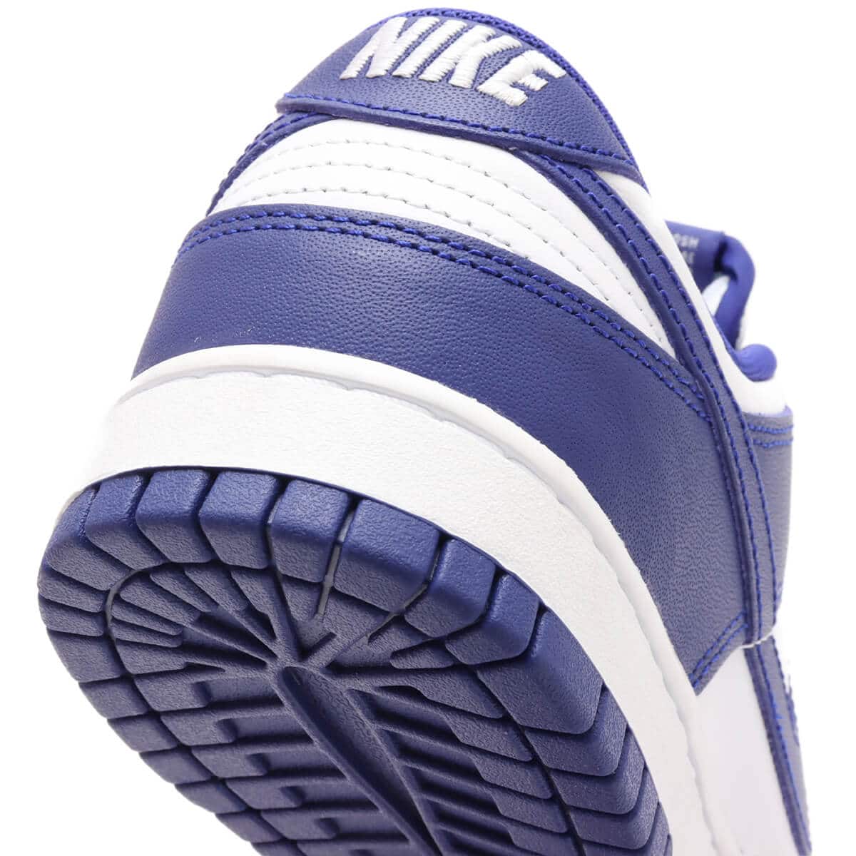 NIKE DUNK LOW RETRO WHITE/CONCORD-UNIVERSITY REDの画像