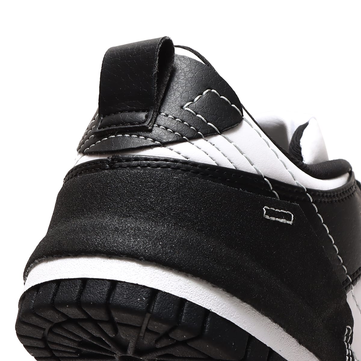 NIKE W DUNK LOW DISRUPT 2 BLACK/PURE PLATINUM-WHITE 22FA-I