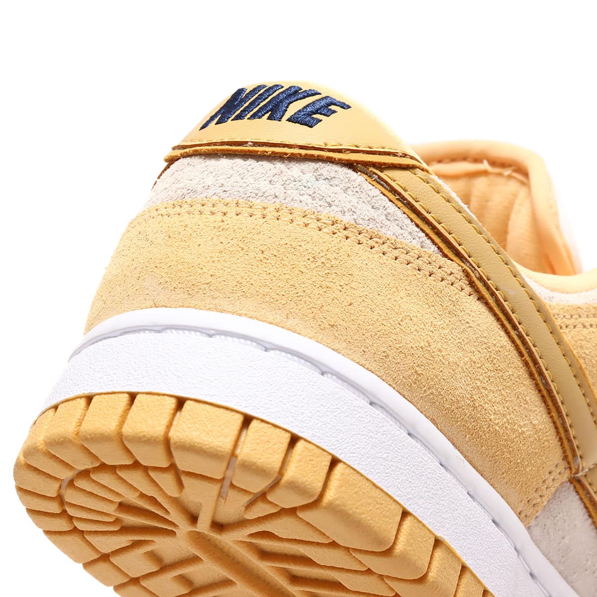 NIKE W DUNK LOW LX CELESTIAL GOLD/WHEAT GOLD-SAIL 23SU-I