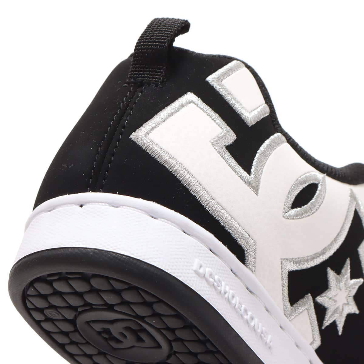 DC SHOES Ws COURT GRAFFIK BLACK/WHITE STENCIL 23SS-I