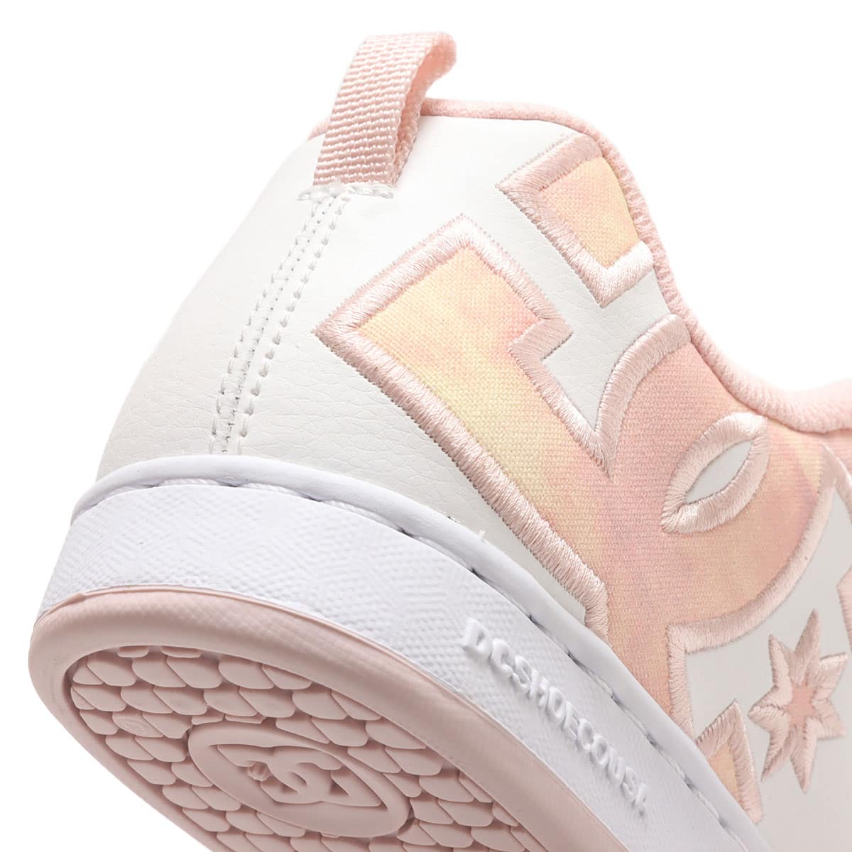 DC SHOES Ws COURT GRAFFIK PEACH PARFAIT 23SS-I（ディーシー