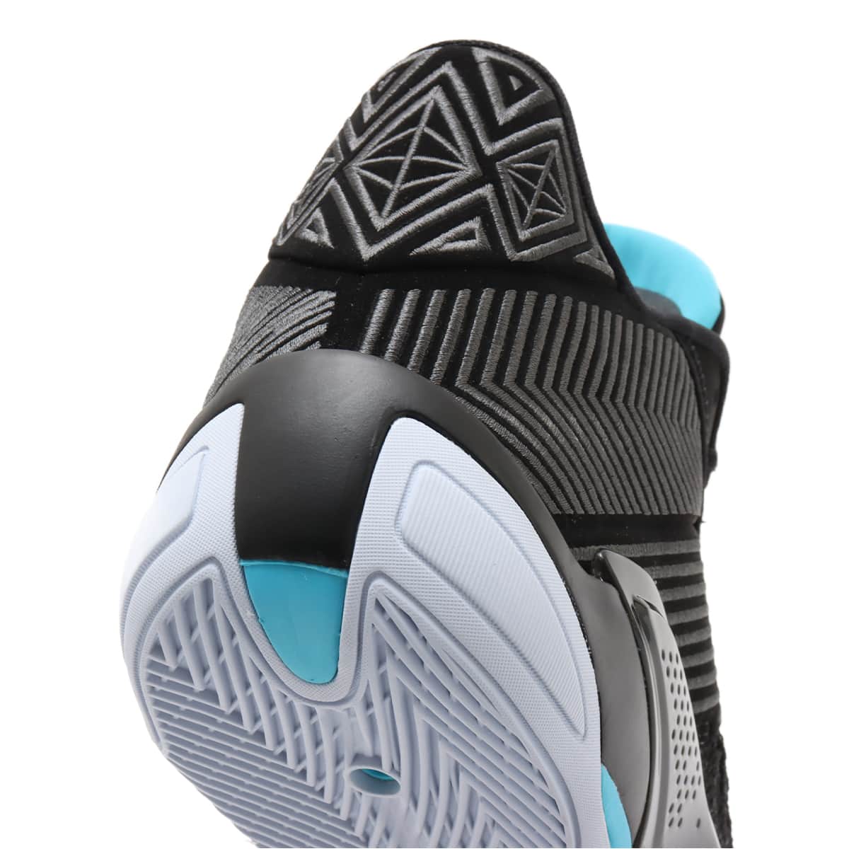 JORDAN BRAND AIR JORDAN XXXVIII LOW PF BLACK/PARTICLE GREY-ANTHRACITEの画像