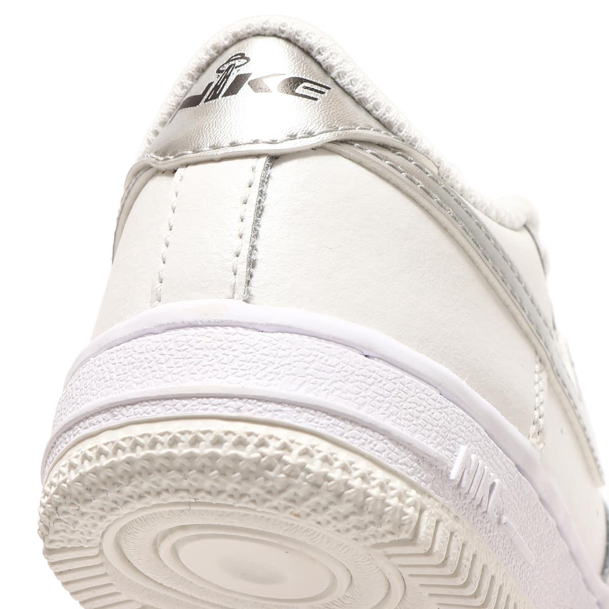 NIKE FORCE 1 LOW SE TD SUMMIT WHITE/METALLIC SILVER-WHITE