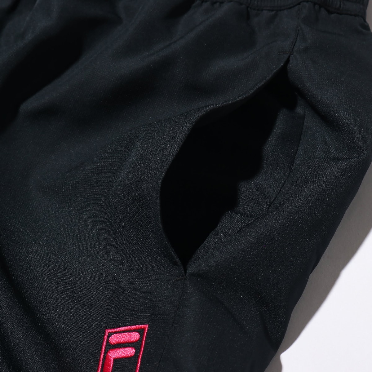 Feedback! × FILA × atmos pink WIND PANTS BLACK 19FW-S