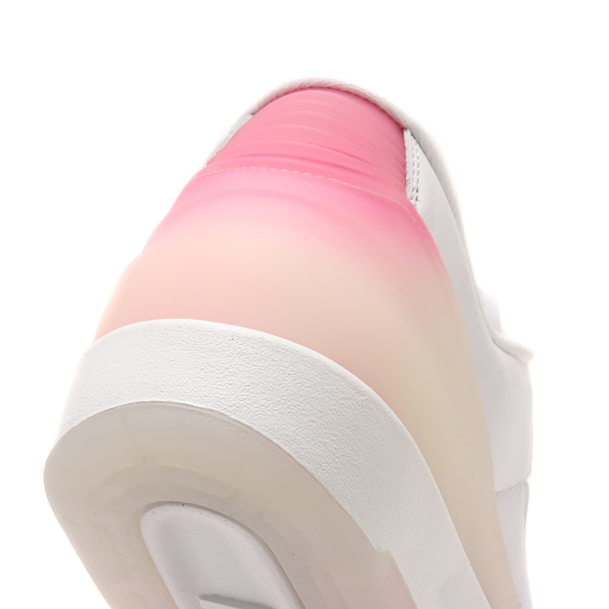 JORDAN BRAND AIR JORDAN 2 RETRO LOW CH BLSM WHITE/GREEN STRIKE-PLAYFUL PINKの画像