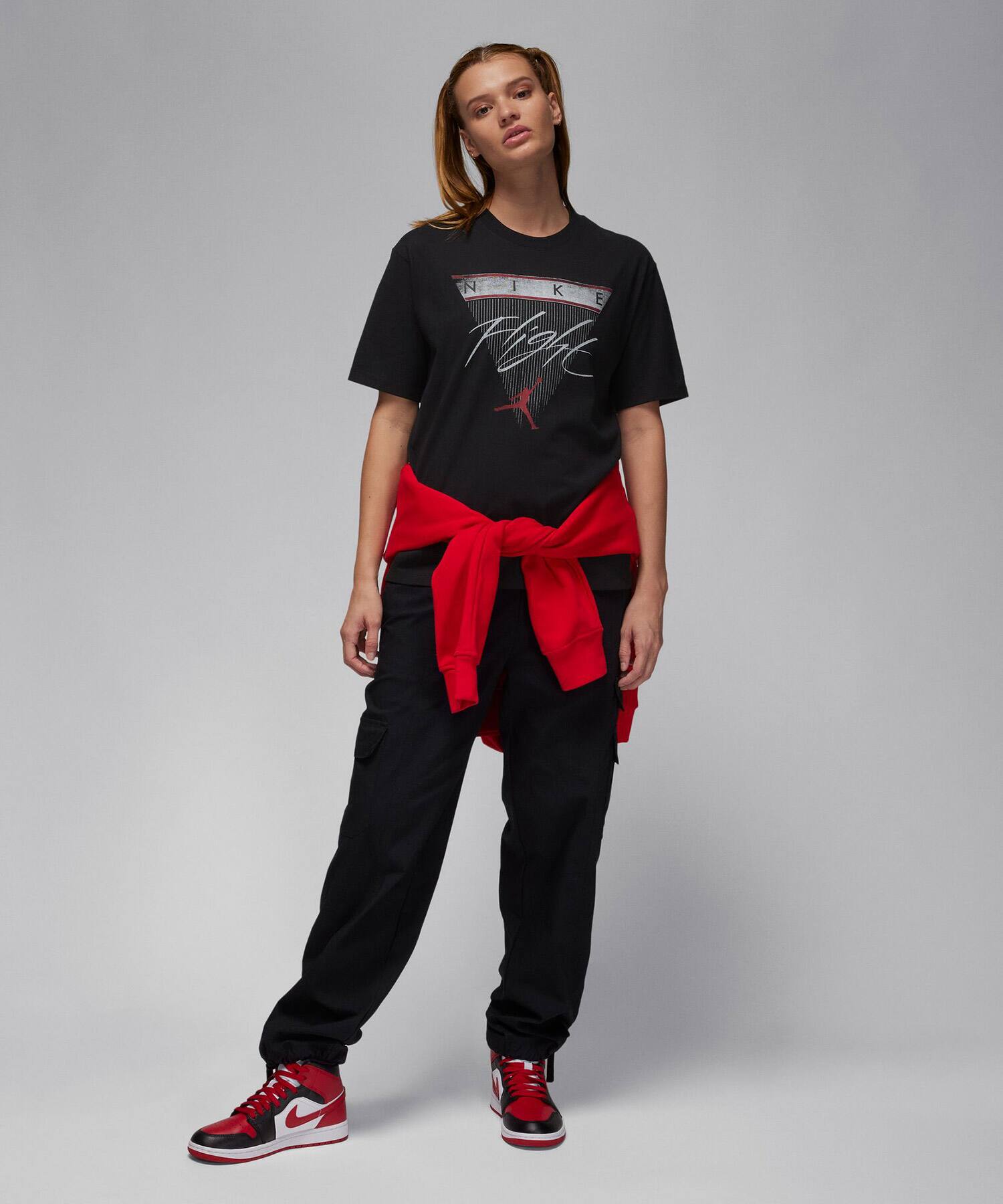 JORDAN BRAND AS W J SS GF GFX FLT TEE BLACK/GYM REDの画像