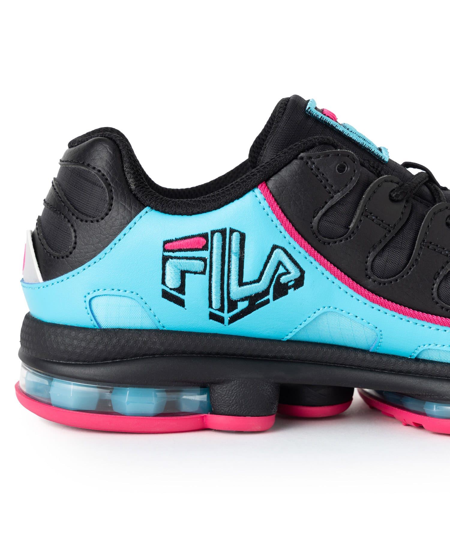 FILA SILVA TRAINER x 初音ミク BLACK/BLUE/PINKの画像