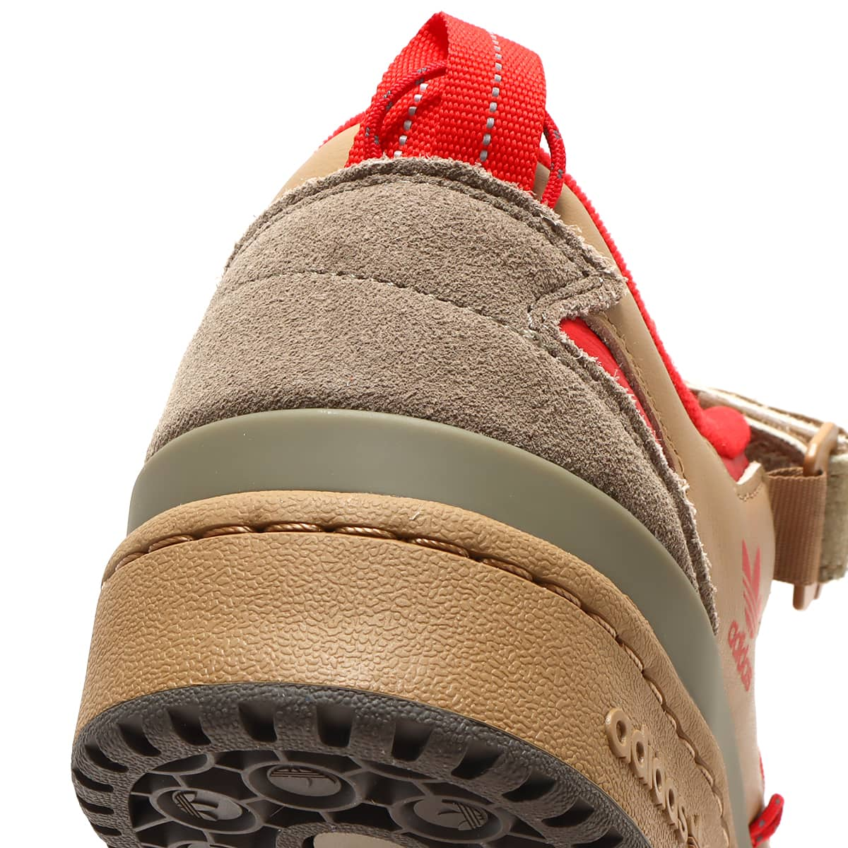 adidas FORUM 84 CAMP LOW CARDBOARD/SCARLET/UTILITY GREY 22FW-S