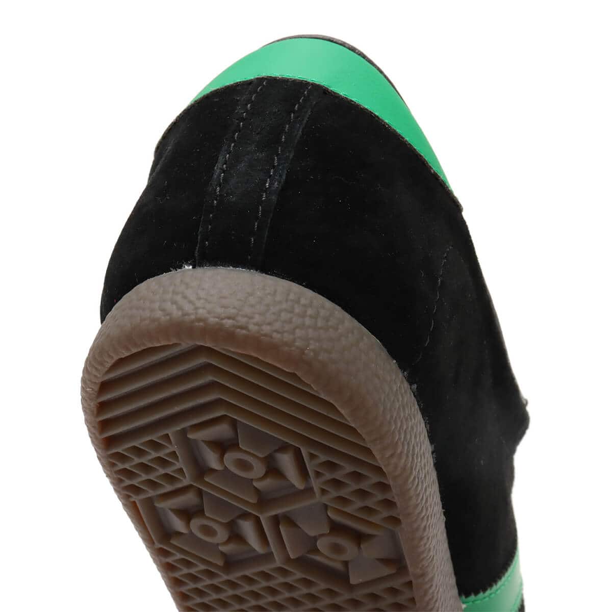 adidas LONDON CBLACK/GREEN/GUM5の画像