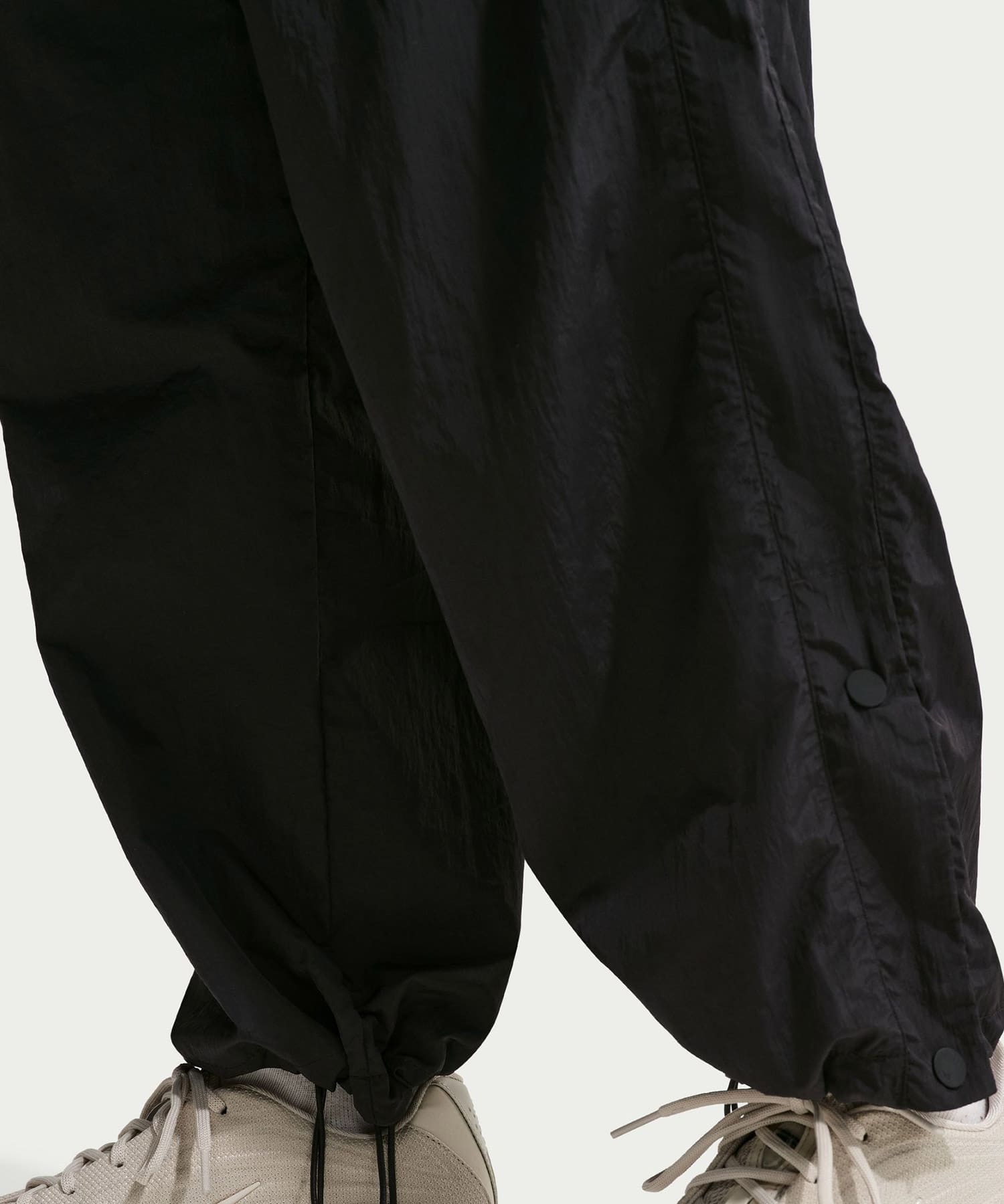 NIKE AS W NSW PARACHUTE HR PANT BLACKの画像
