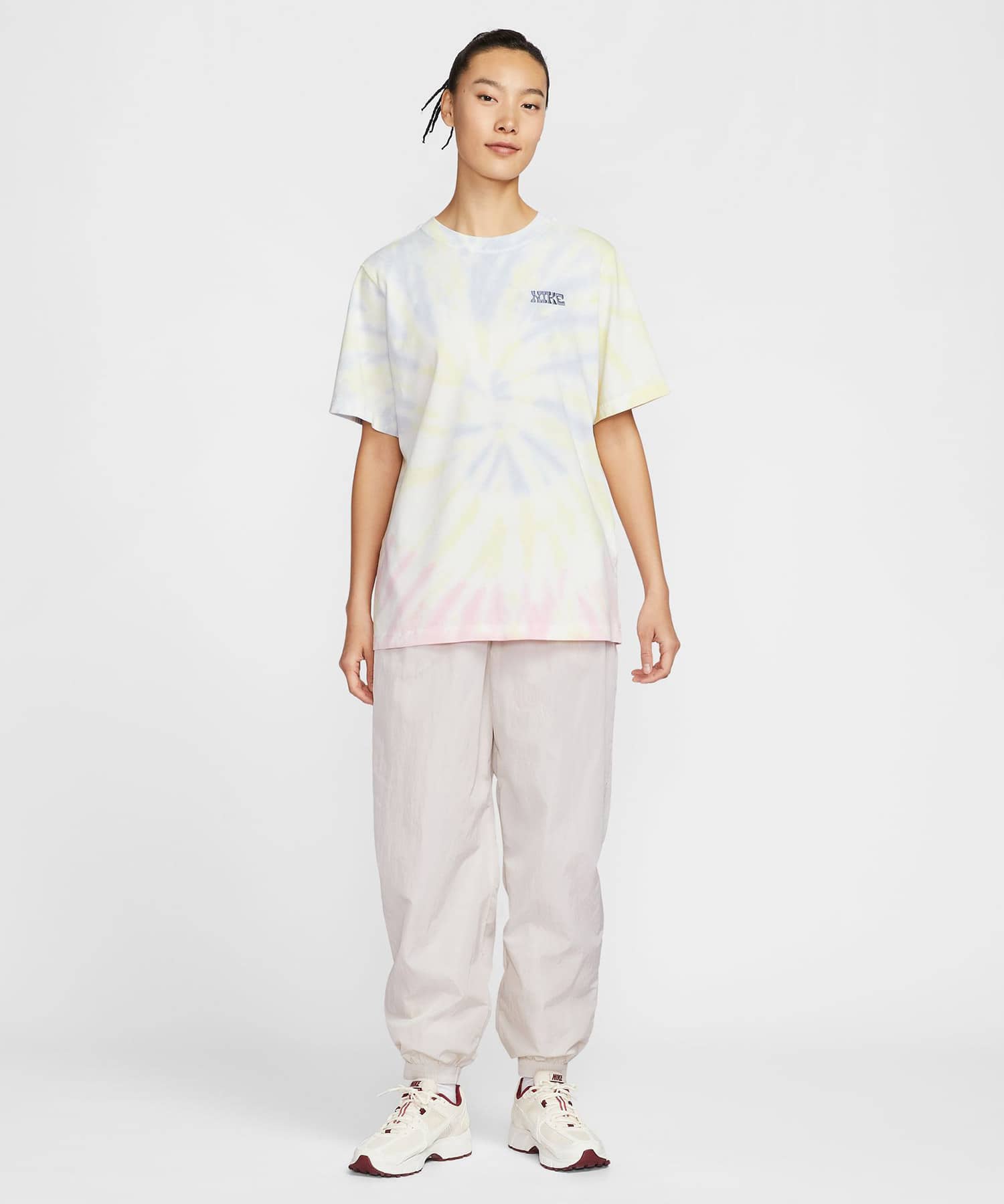 NIKE AS W NSW TEE GCEL WHITEの画像
