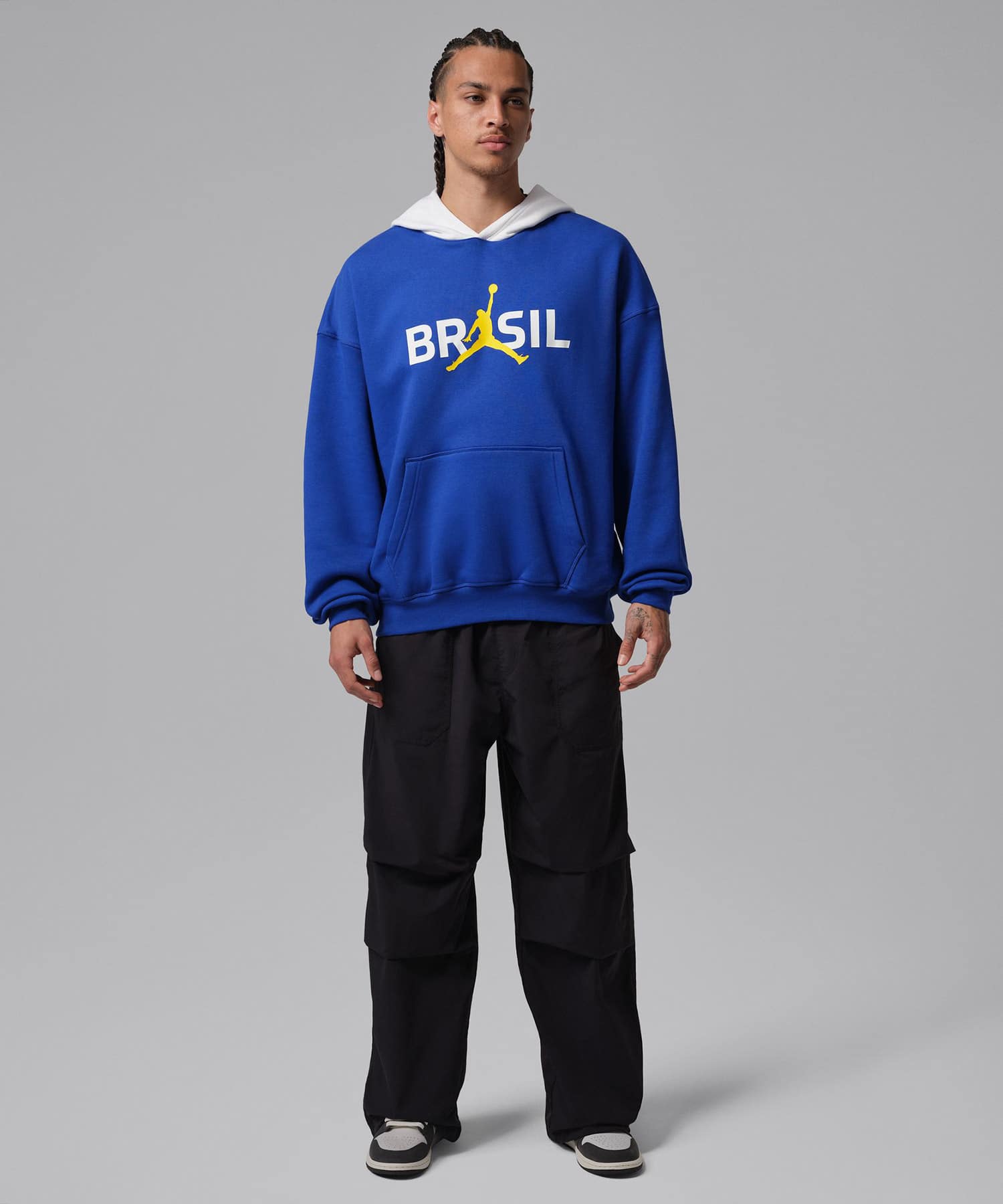 JORDAN BRAND M J BRK FLC PO HOODIE P6 OLD ROYAL/WHITEの画像