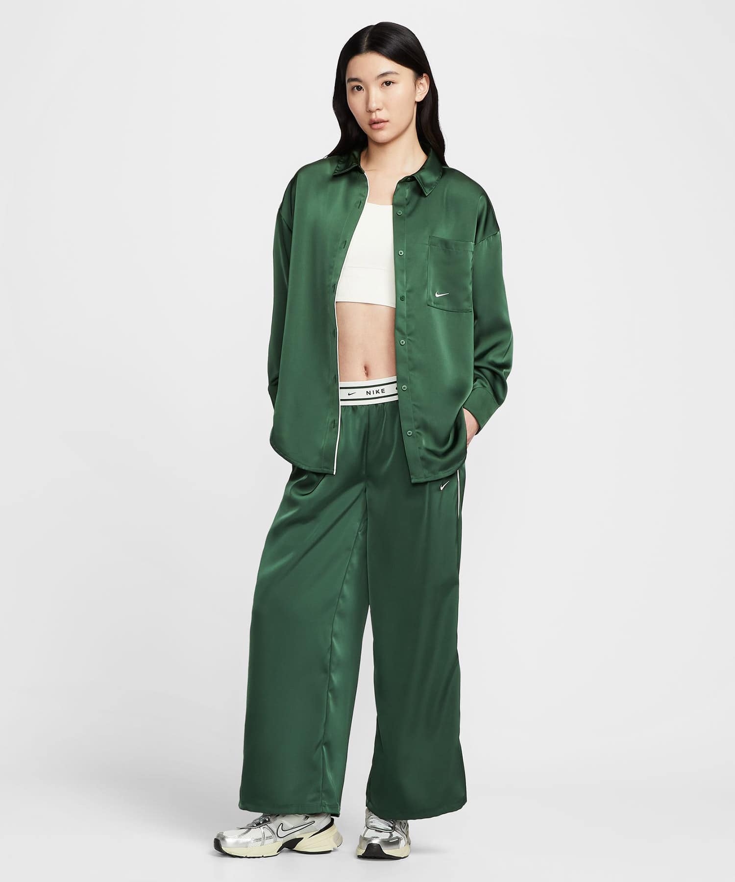 NIKE AS W NSW OFFLN WVN STN PANT GREENの画像