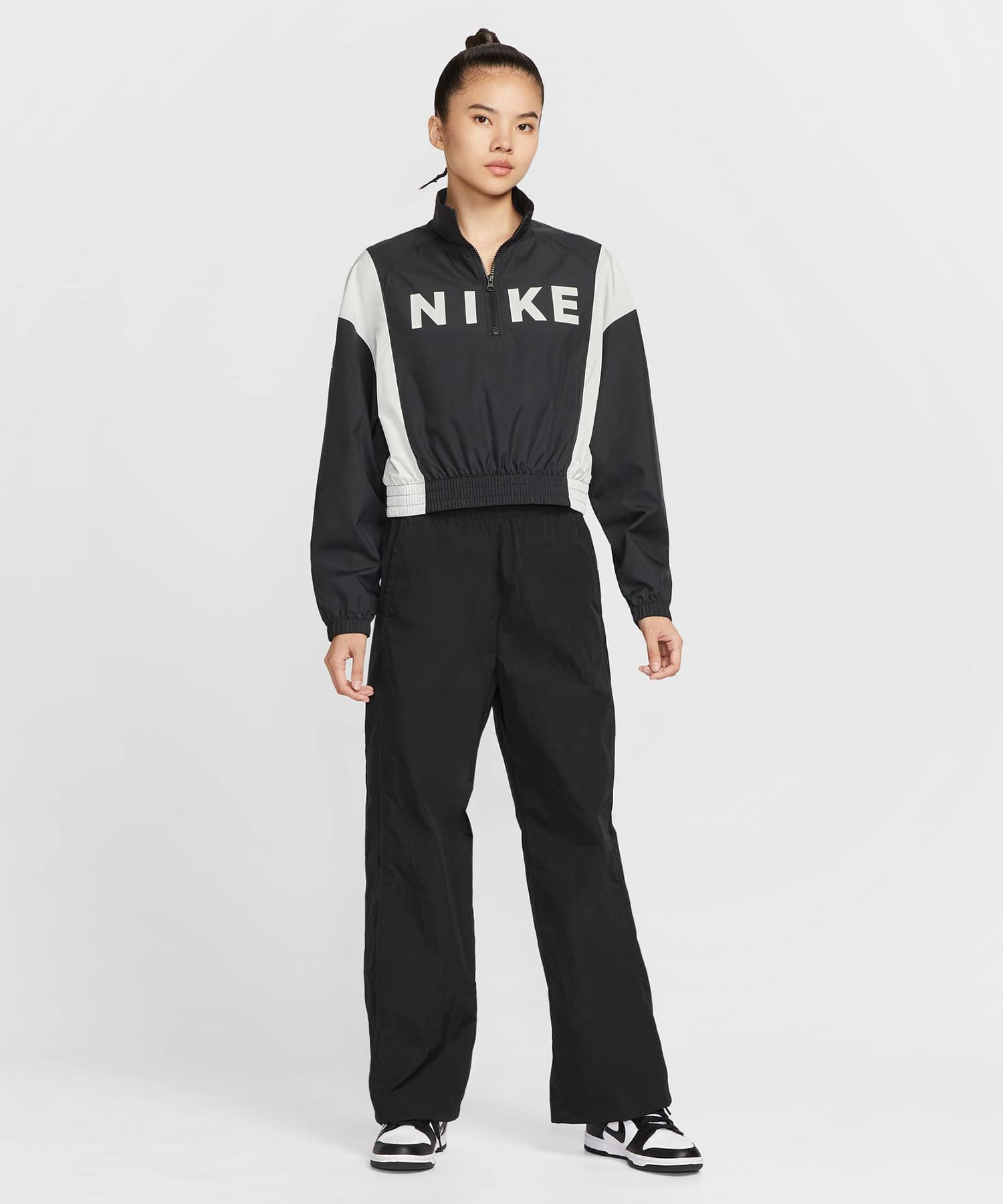 NIKE AS W NSW CLSSC WVN REMIX LTWT BLACK/BLACK/SAILの画像