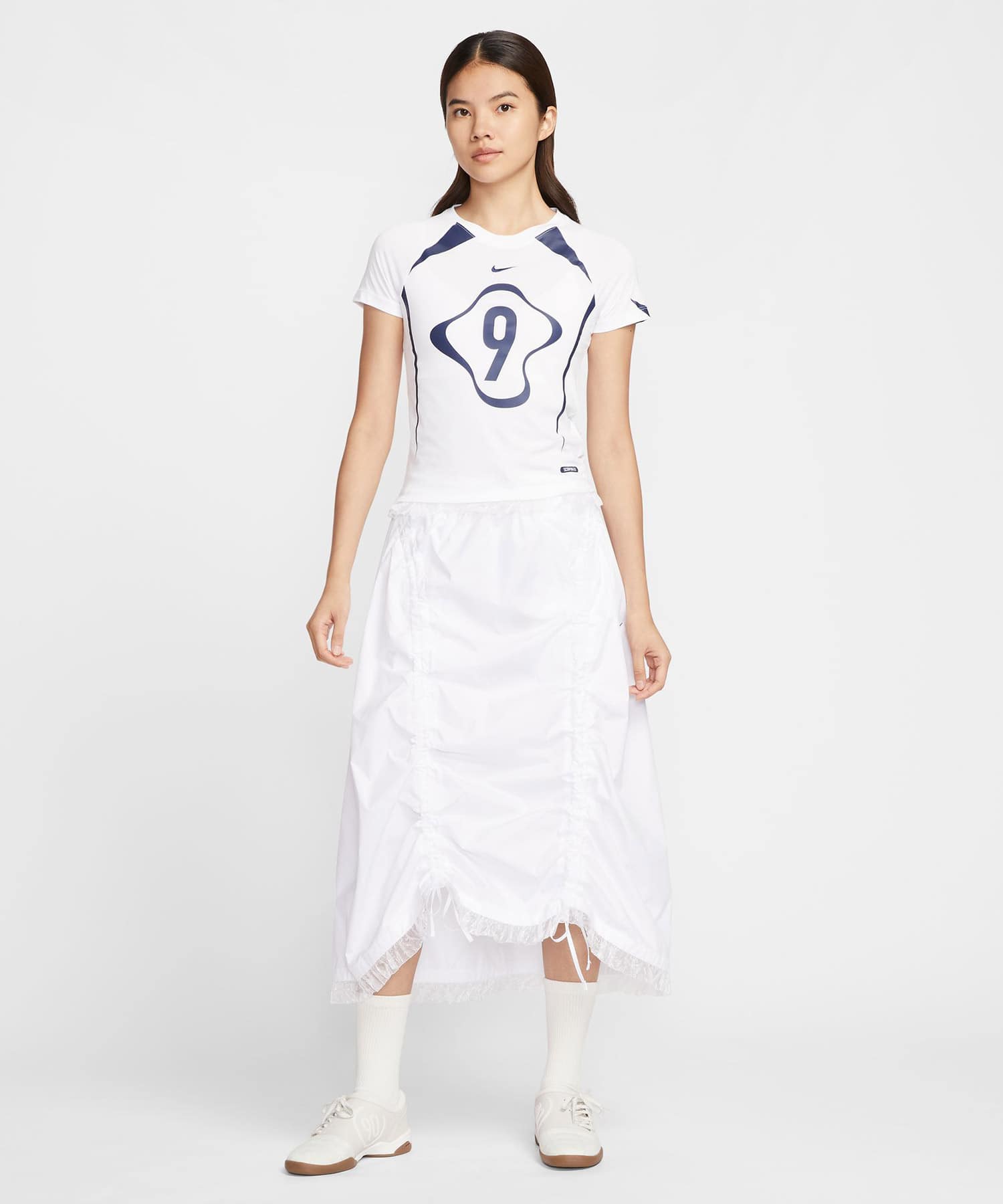 NIKE AS W NSW NK CHLL KNT TEE GCEL WHITEの画像