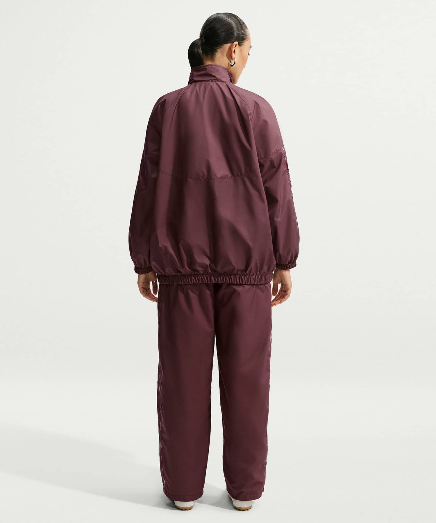 NIKE AS W NK REVERSIBLE PLAID WR JK BROWNの画像