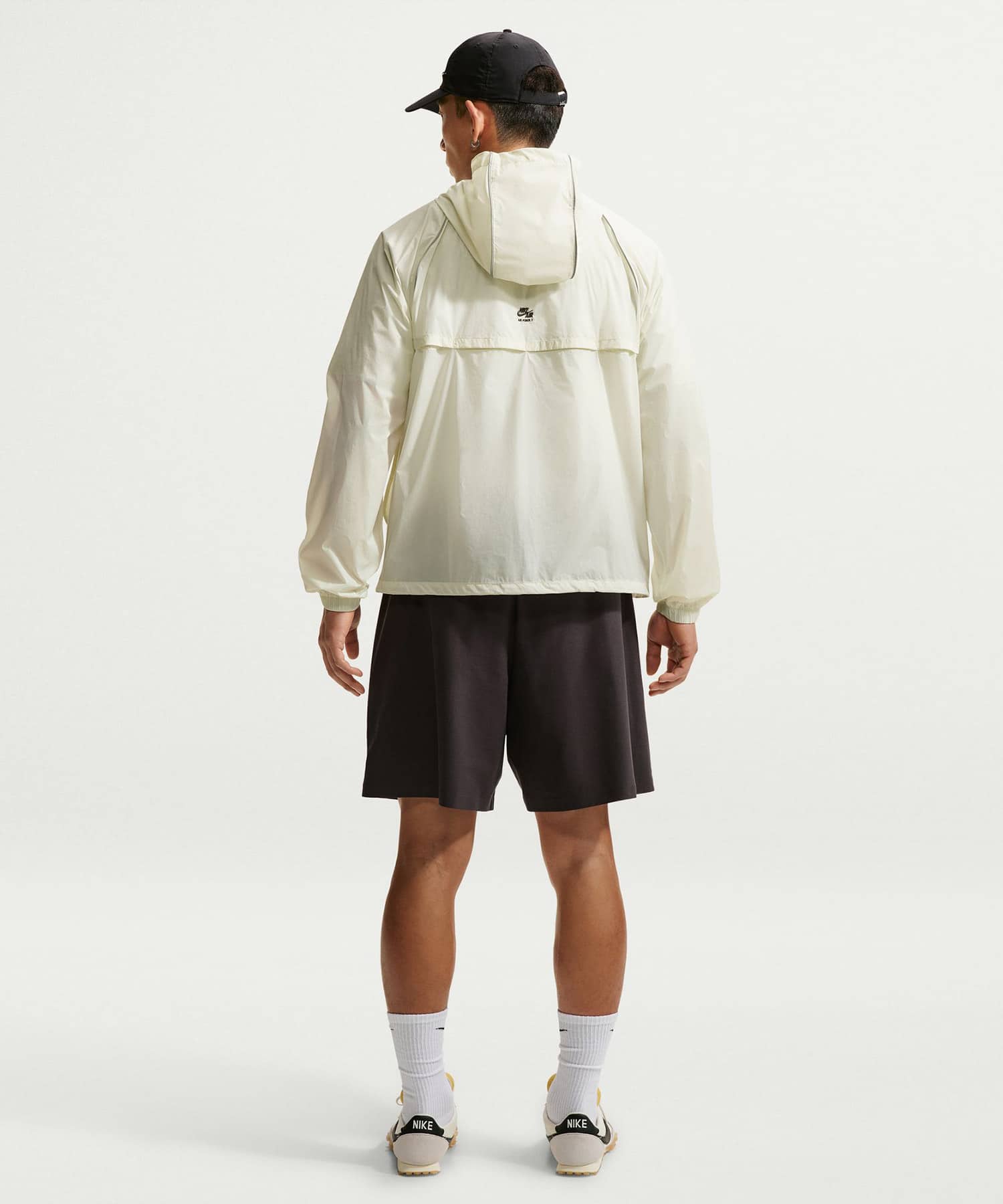 NIKE AS M NK WR LW FZ JKT FMRN GREENの画像